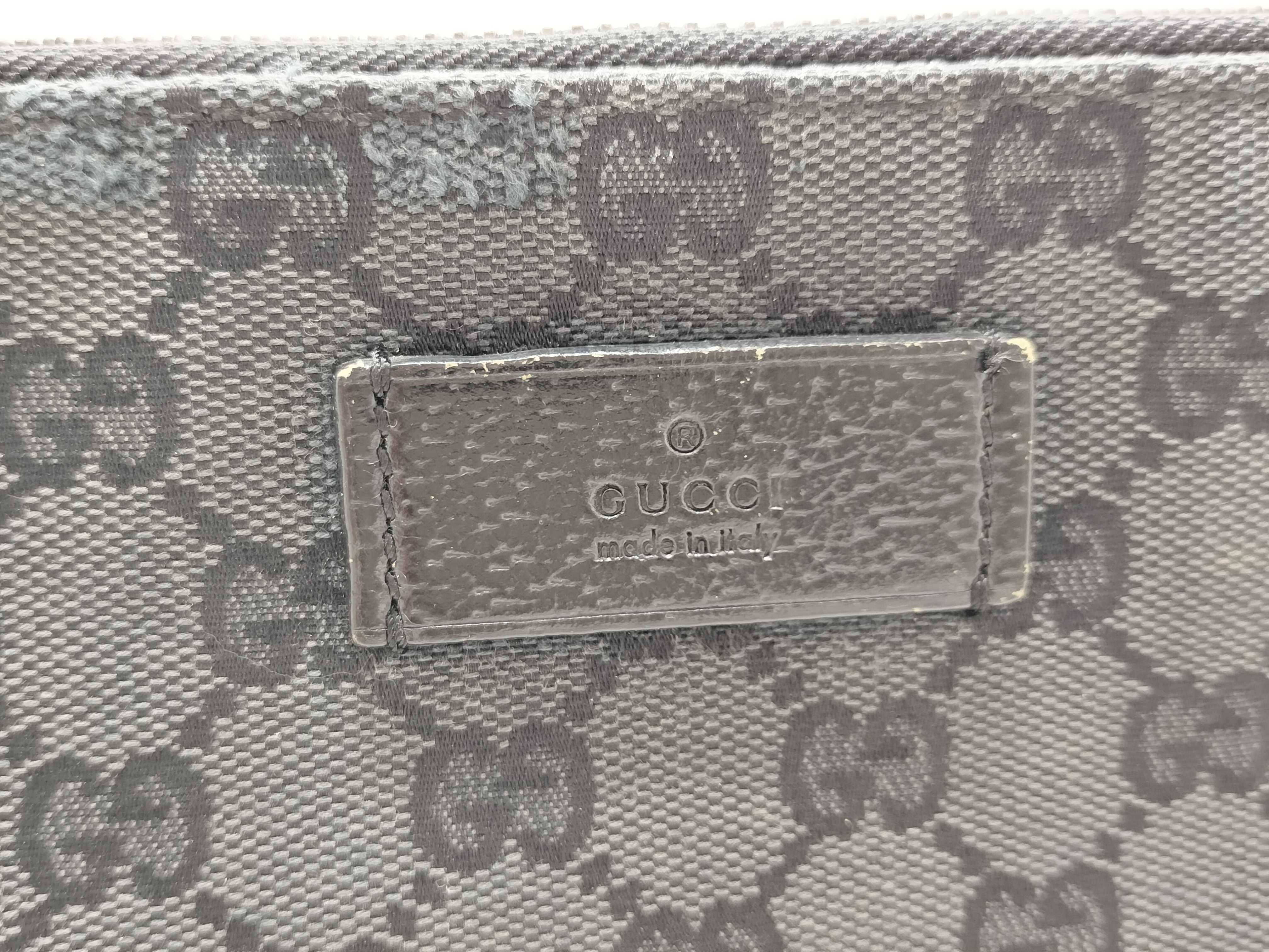 GG Canvas Shoulder Bag (Canvas x Leather) — view 10