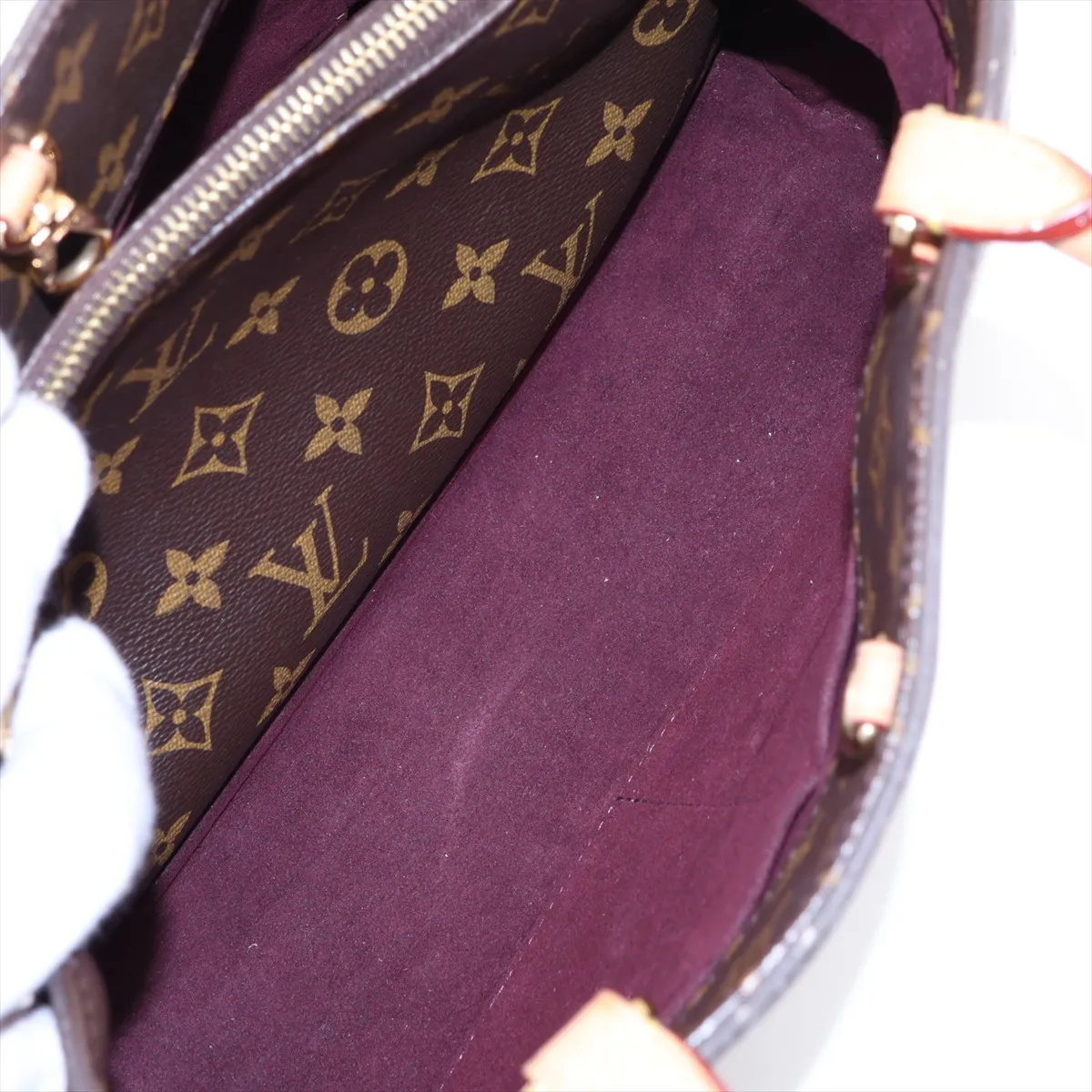 Monogram Montaigne MM M41056 CA1184 Brown, clochette strap cracked. — view 8