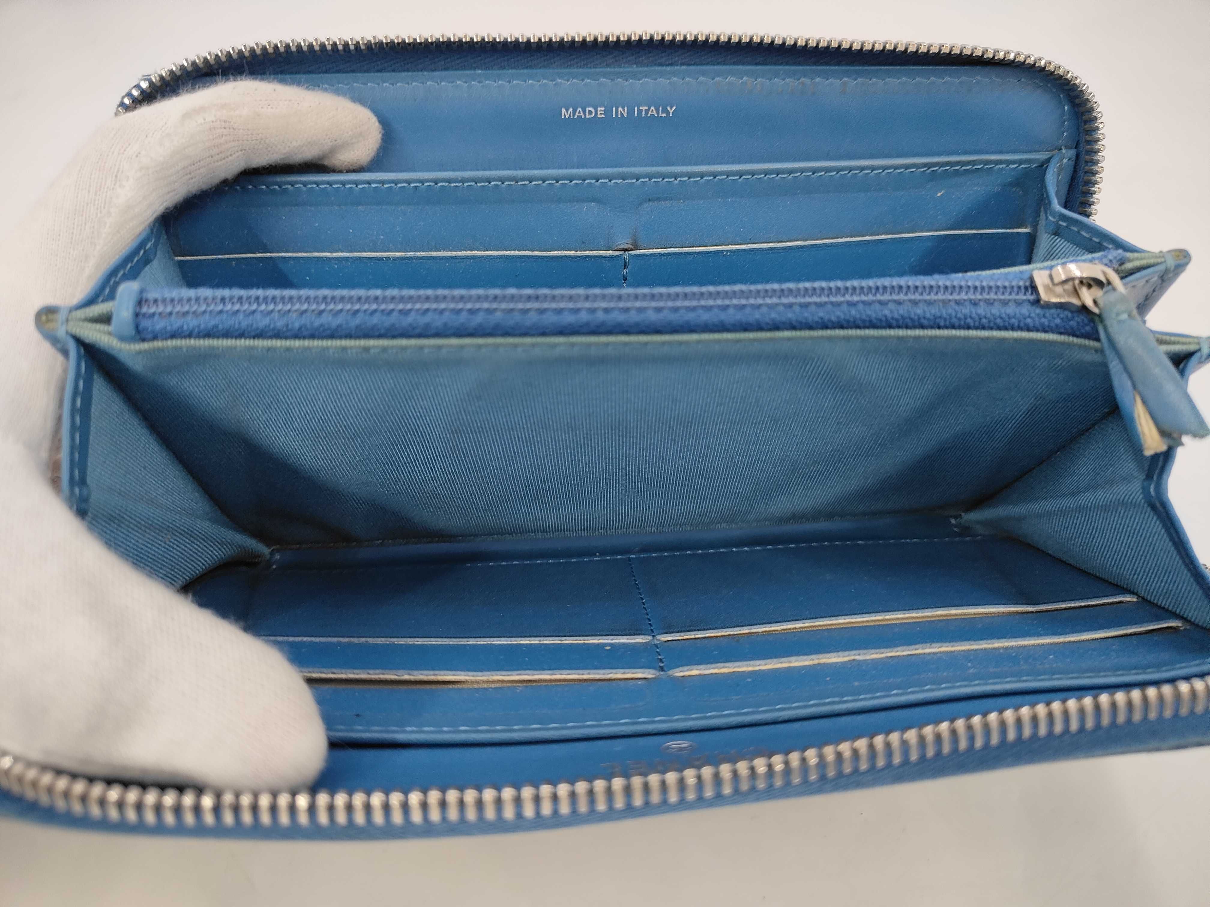 Blue Caviar Skin Matelassé Wallet (Serial Number 17) — view 6