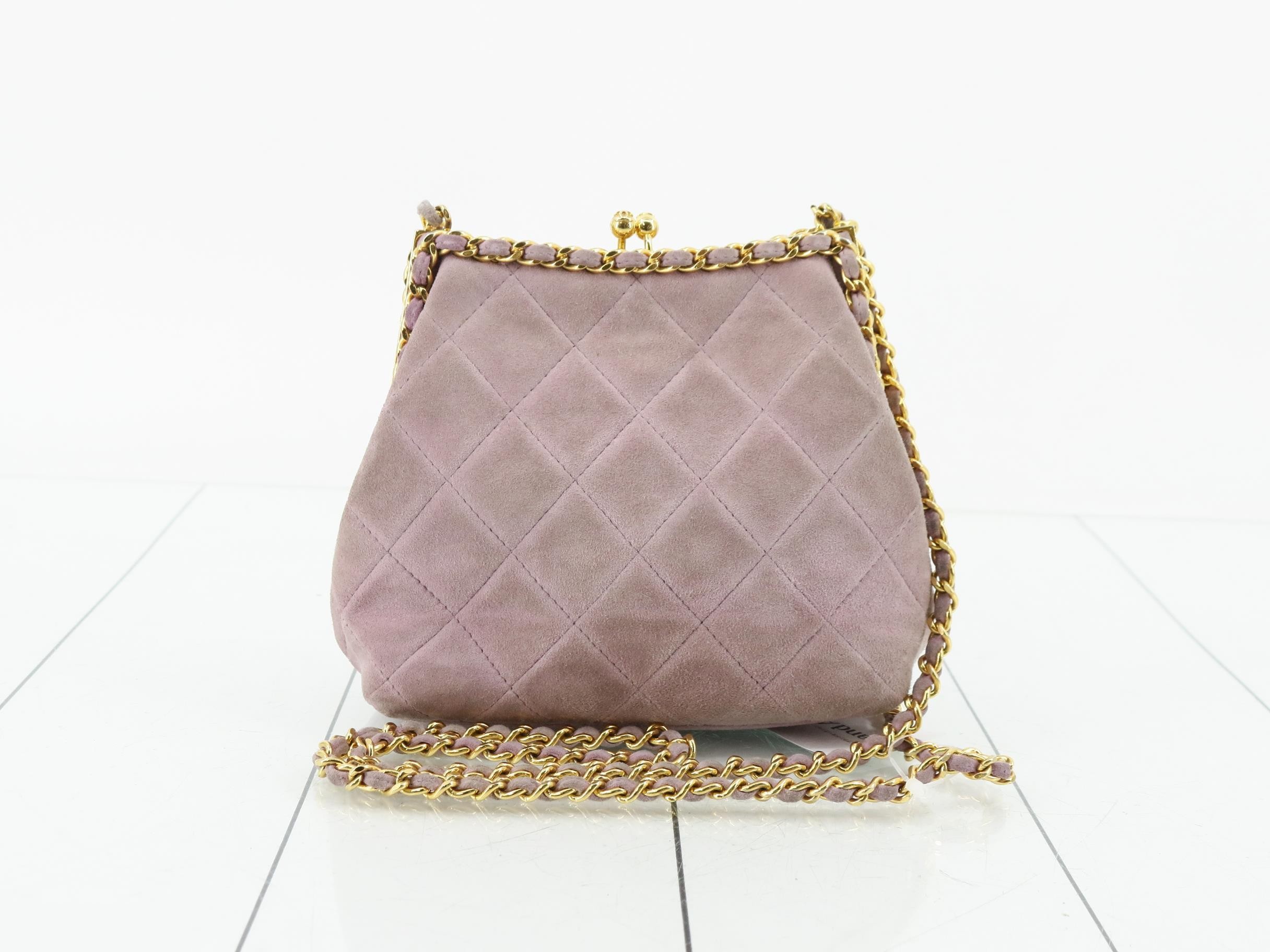 Matelassé coin purse shoulder bag