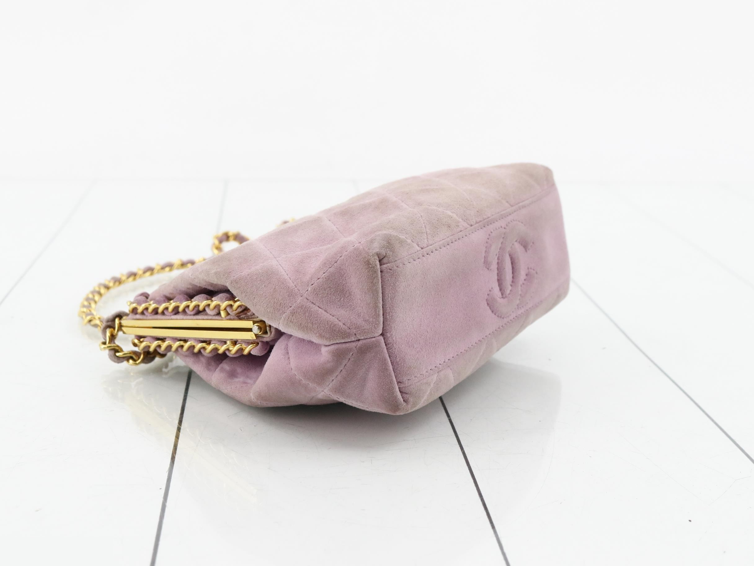 Matelassé coin purse shoulder bag — view 5