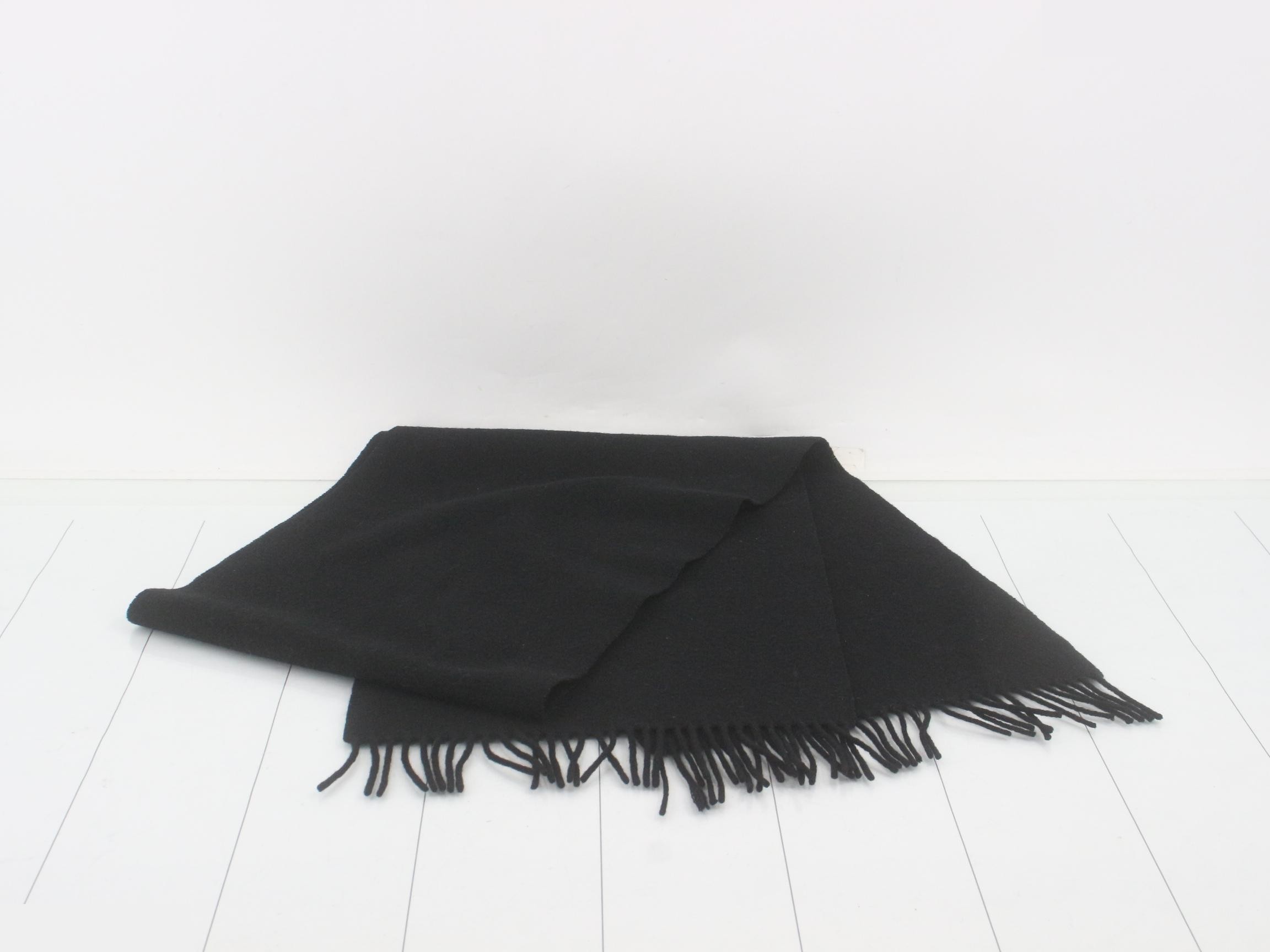 Scarf, black — view 3
