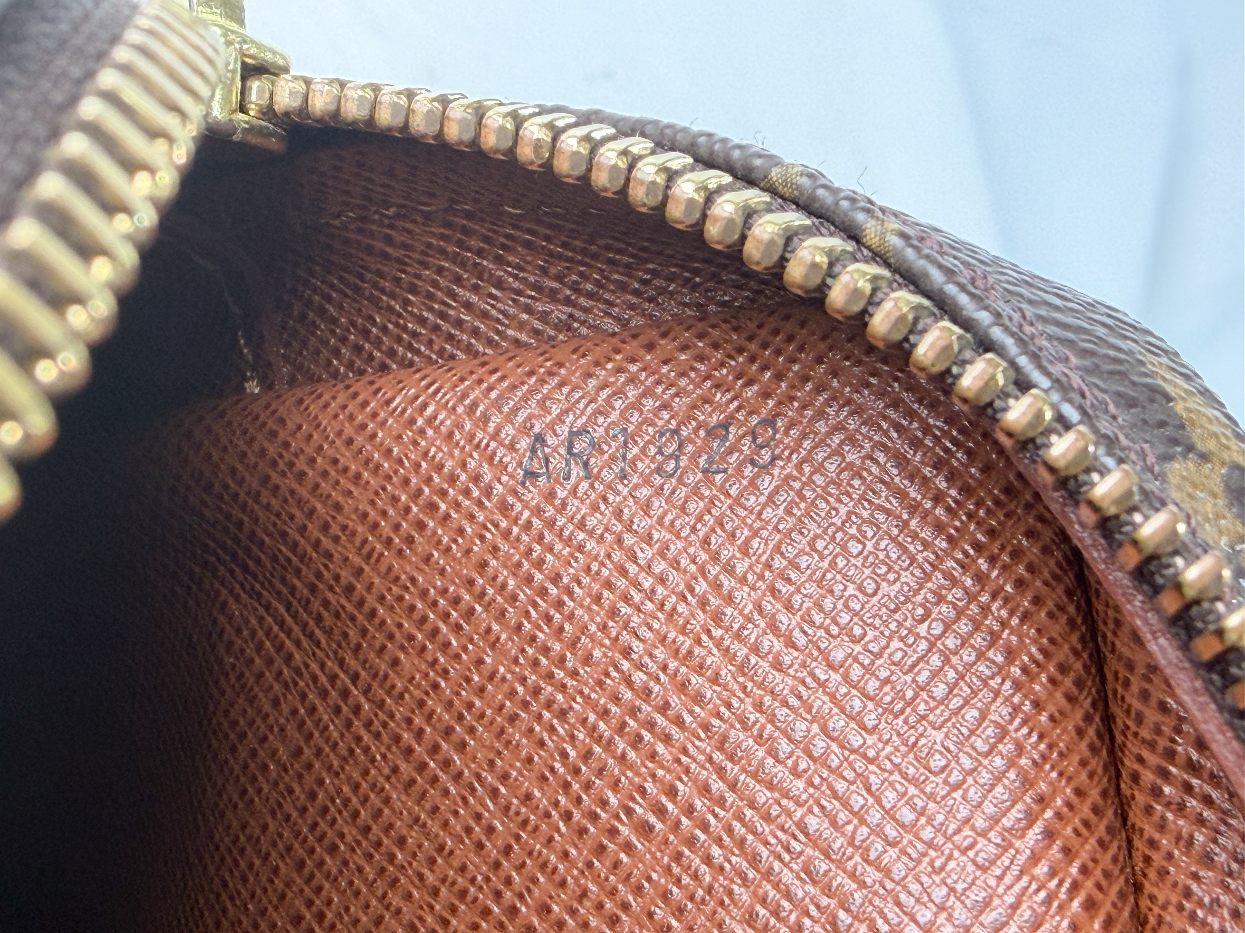 Monogram M45236 Amazon AR1929 No stickiness Shoulder bag — view 15