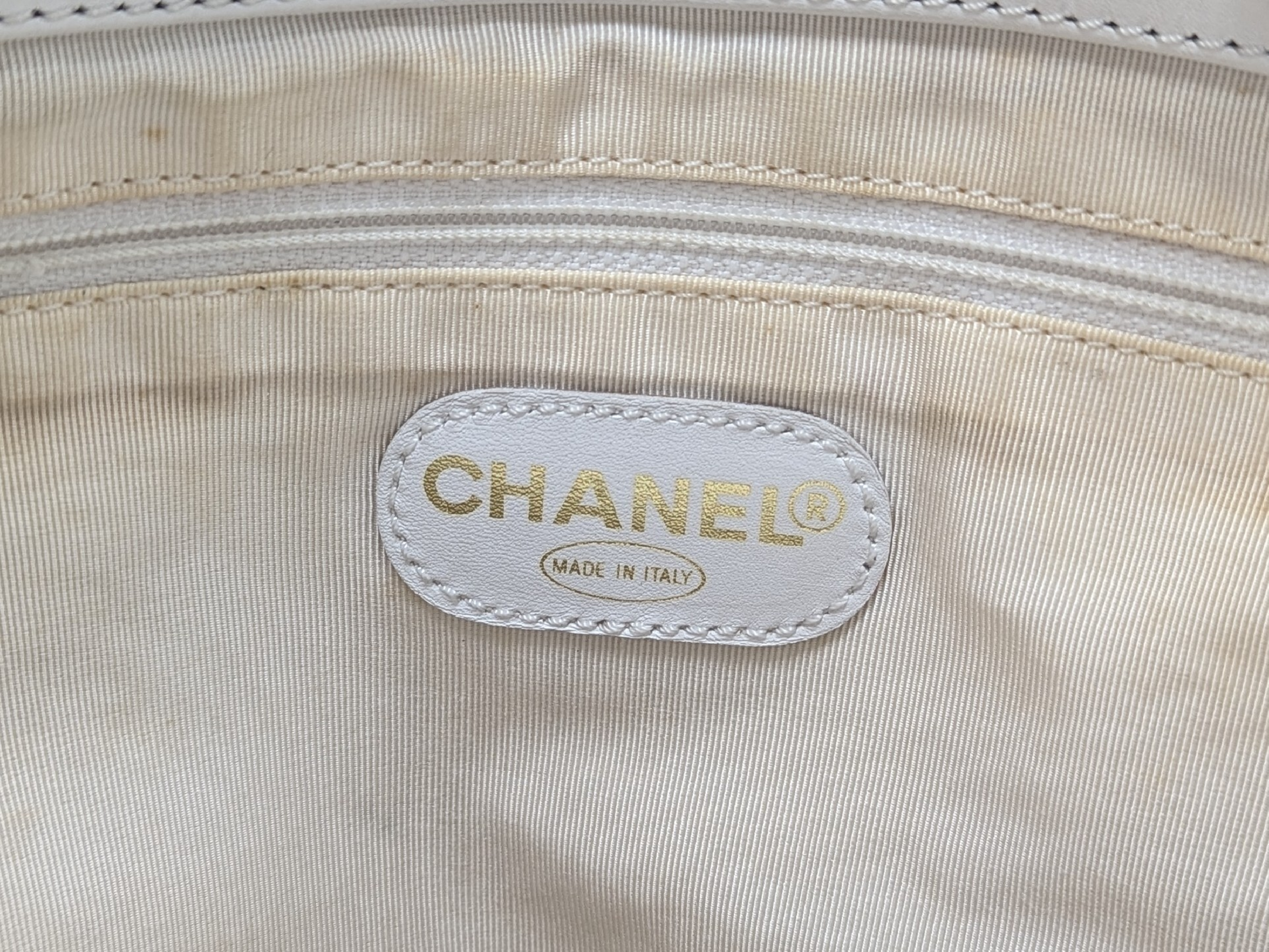 Calfskin Plastic Chain Tote Bag, White, Series 5 Tote Bag — view 12