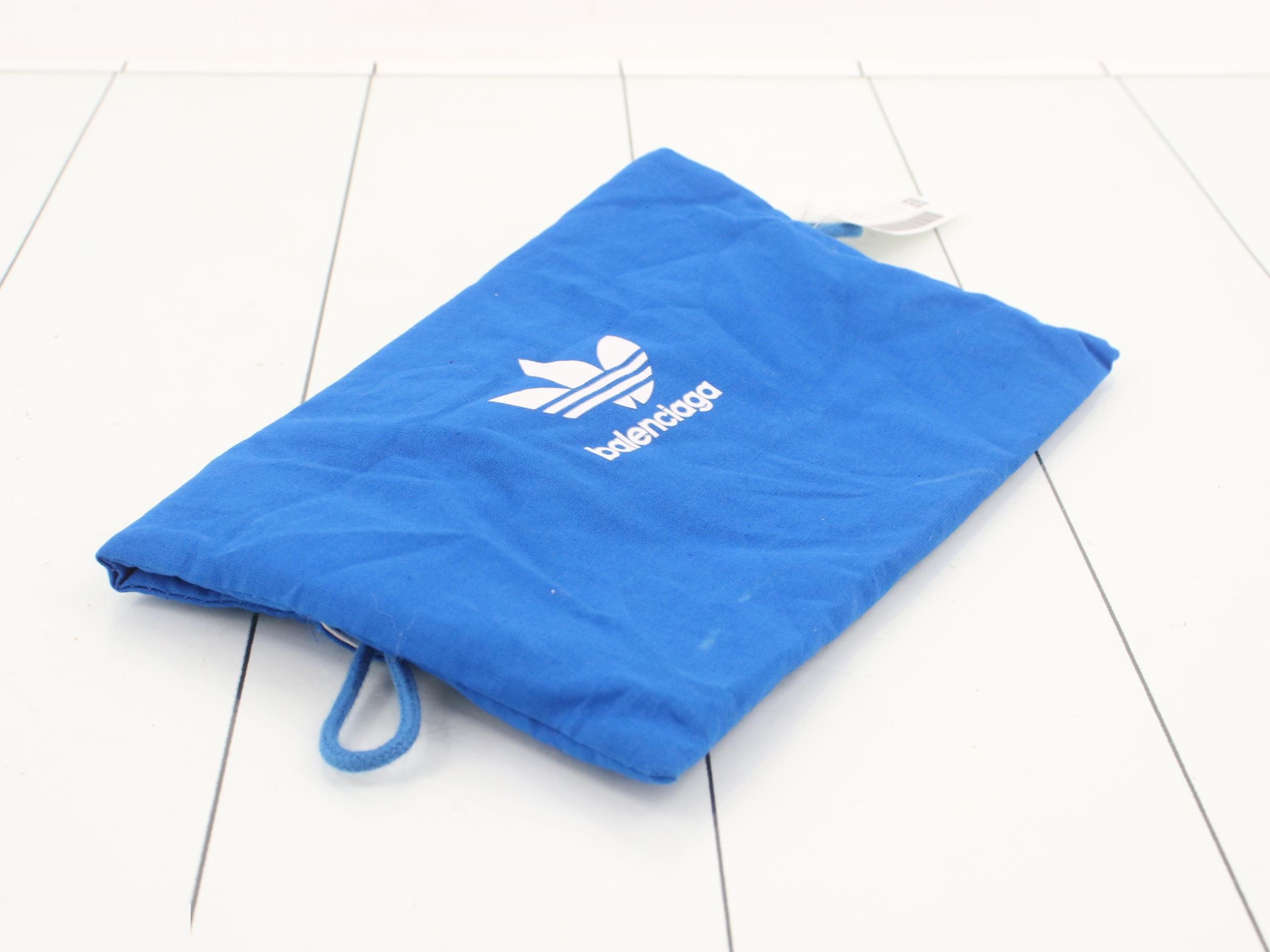 x Adidas Collaboration Hourglass Chain Shoulder Bag — view 7