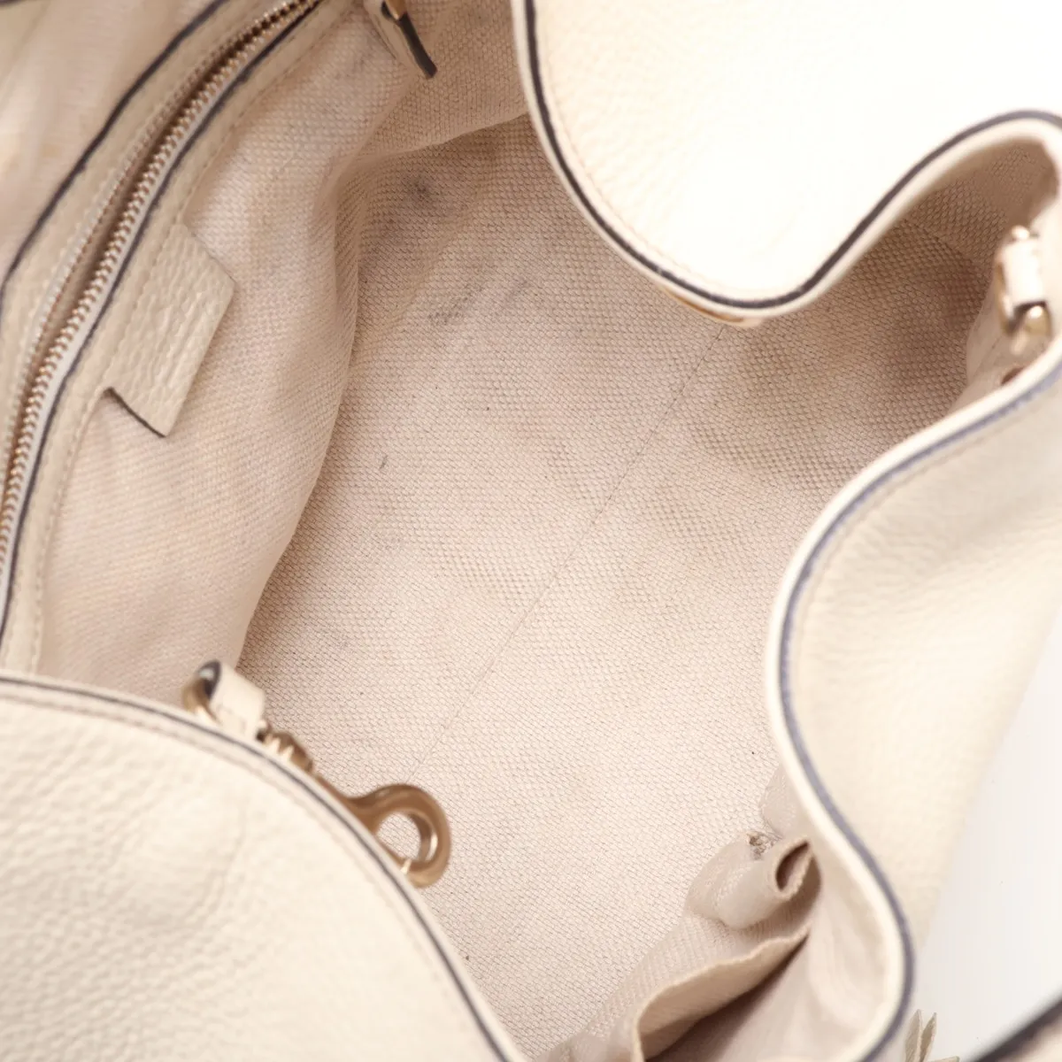 Soho 336751 Leather 2-Way Handbag, White — view 8