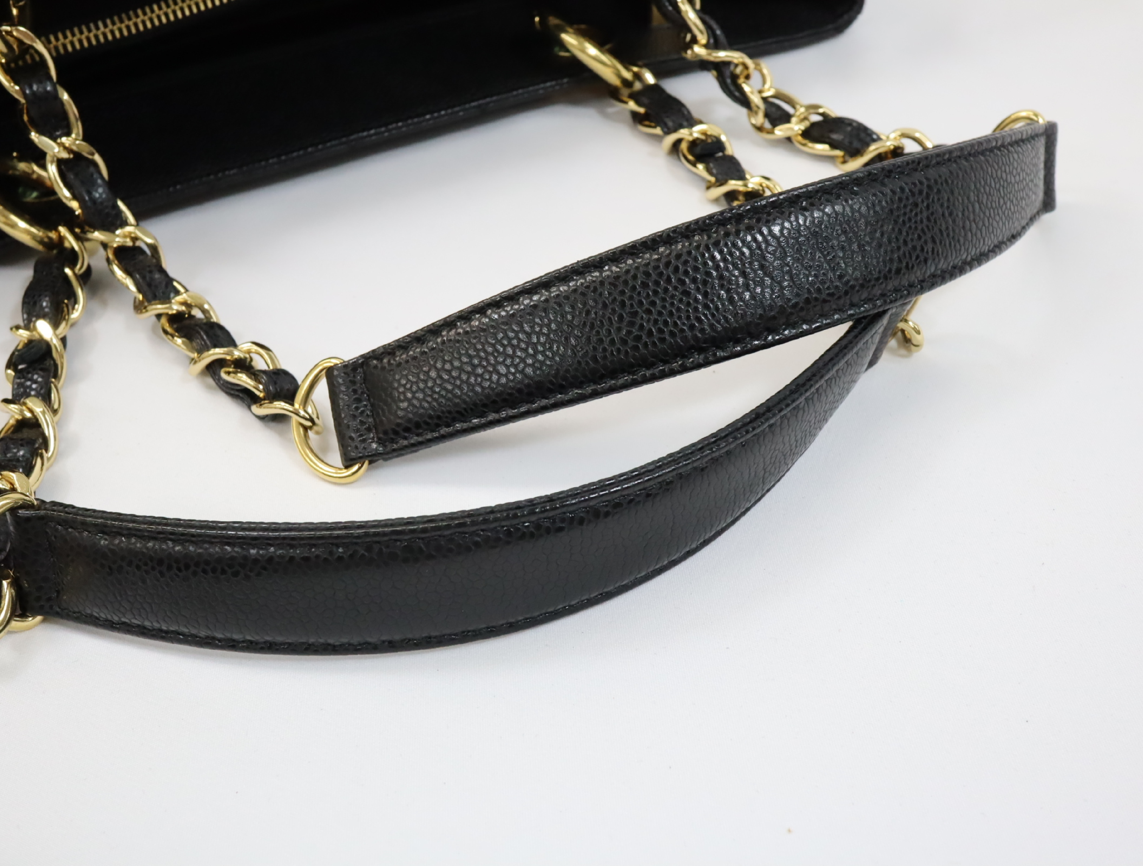 GST Caviar Skin Chain Tote Bag, Black, Serial Number 17 Series, Gold Hardware, A50995 Tote Bag — view 10