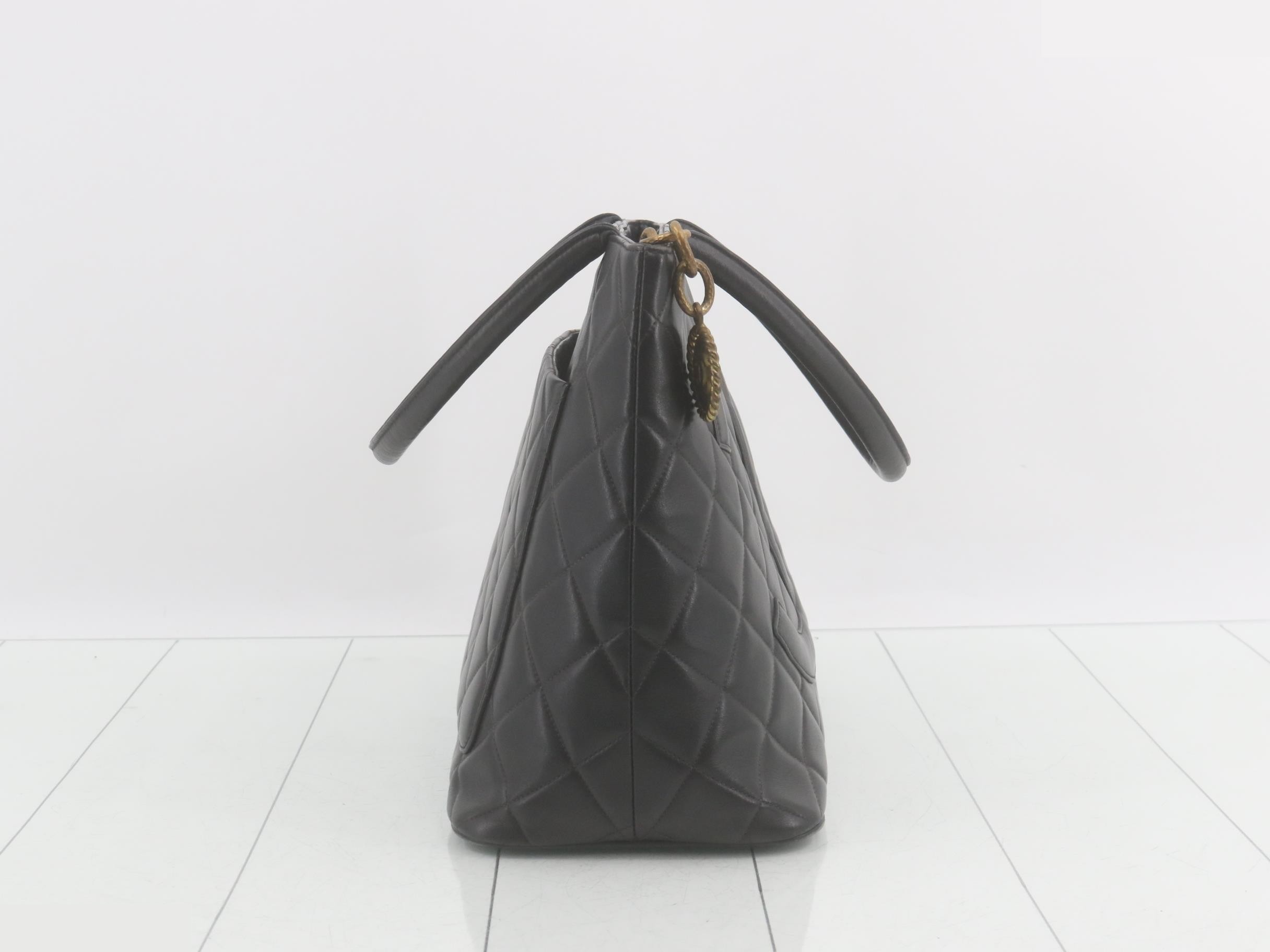 Reissue Tote — view 4