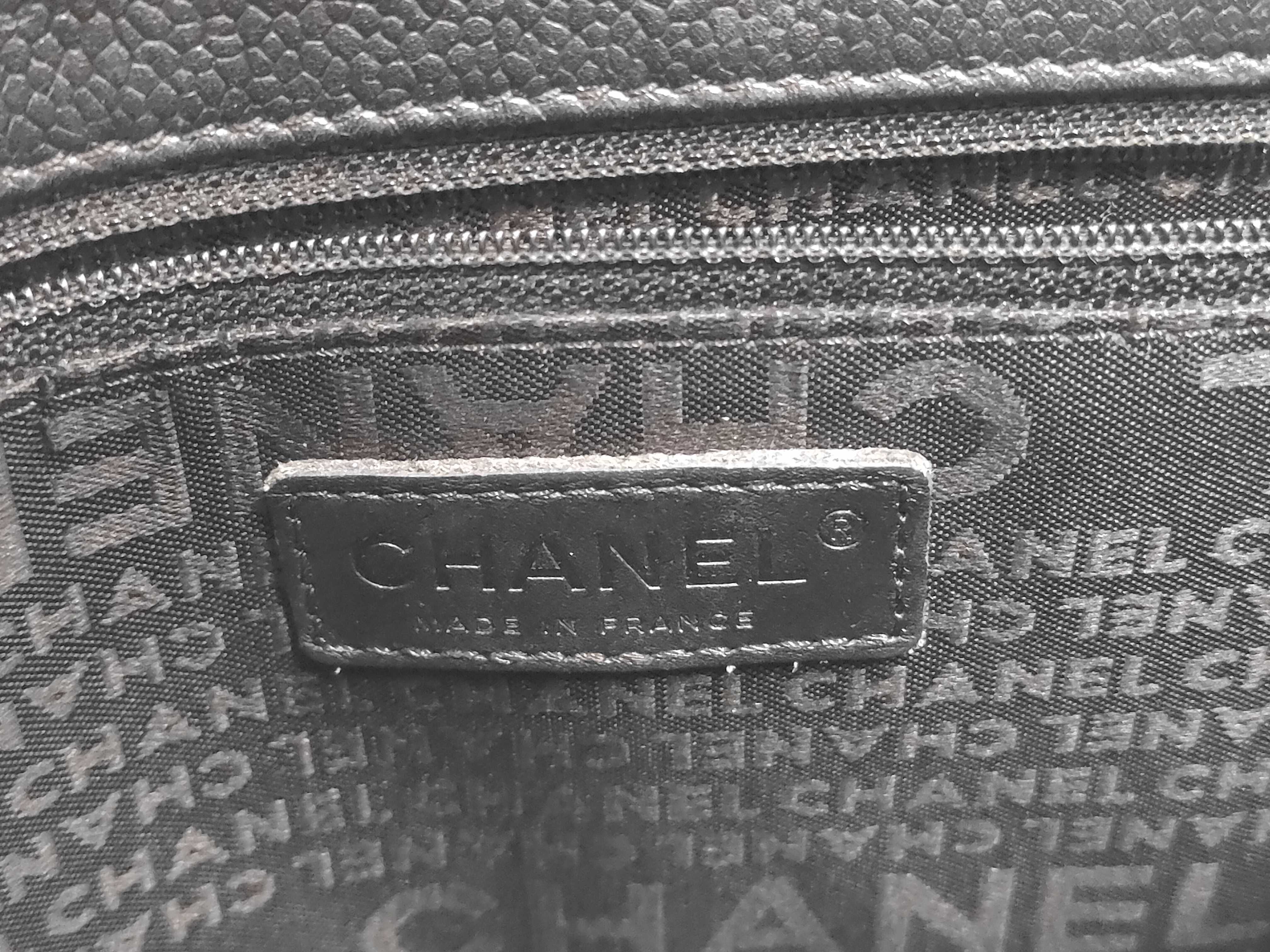 Caviar Leather Handbag Tote Bag — view 9