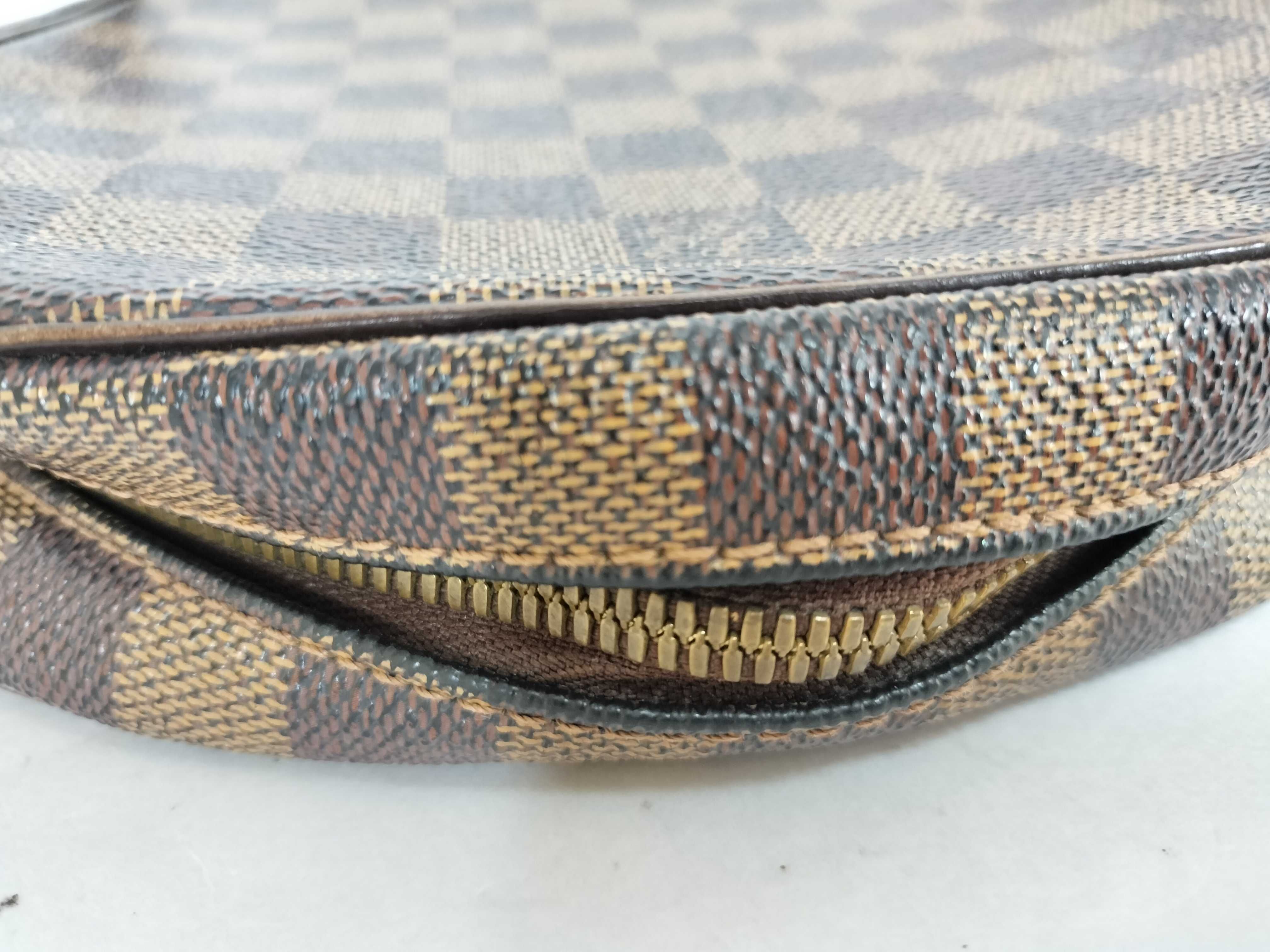 Ipanema PM Shoulder Bag — view 10