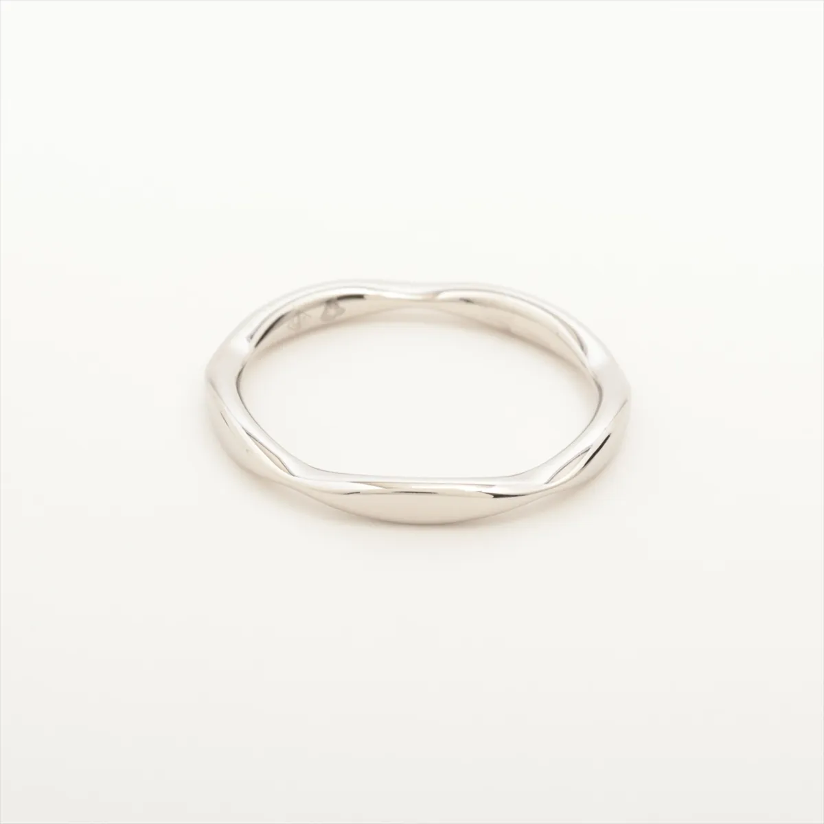 Camellia Ring Pt950 2.5g 50 GH8771 — view 2