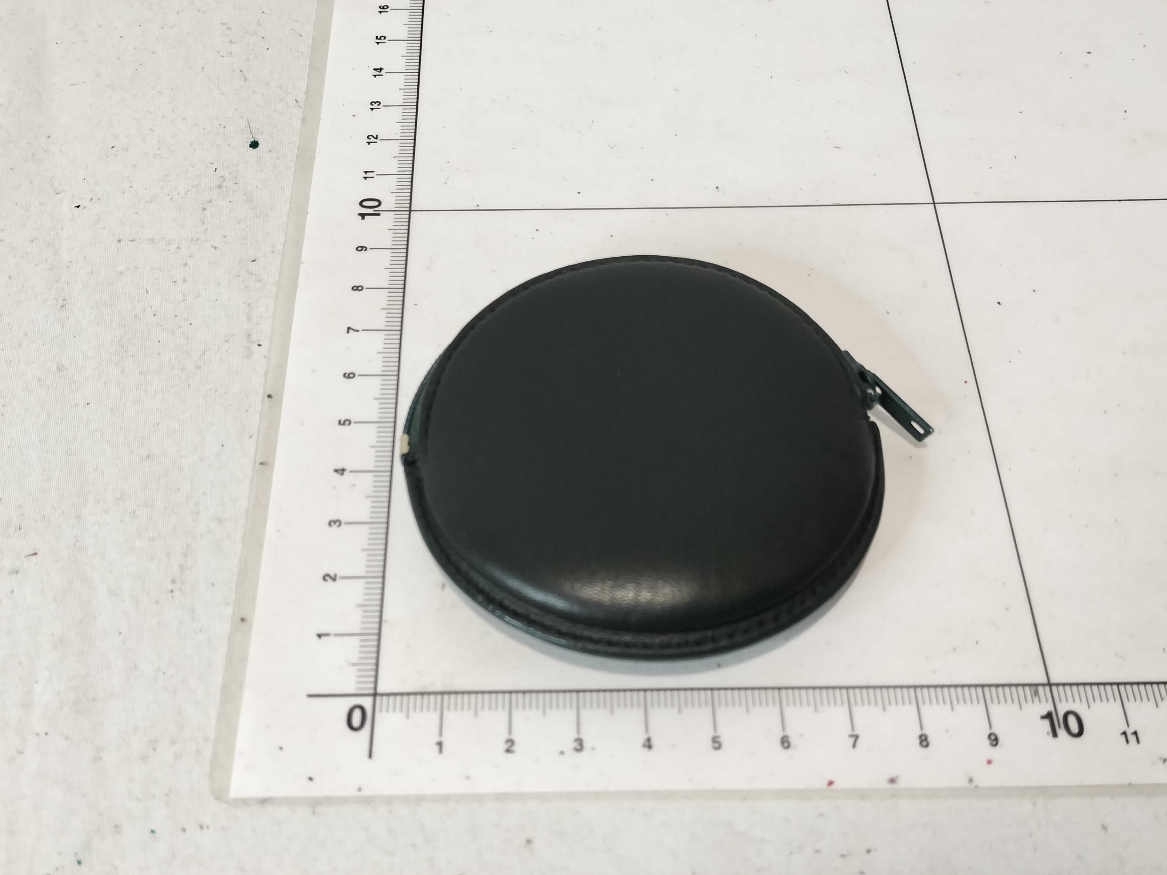 coin case — view 2