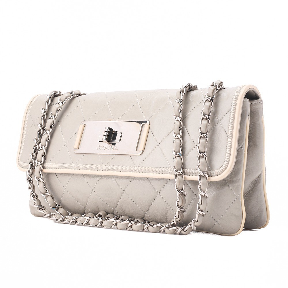 Lambskin Matelassé 2.55 Single Flap Chain Shoulder Bag, Gray — view 3