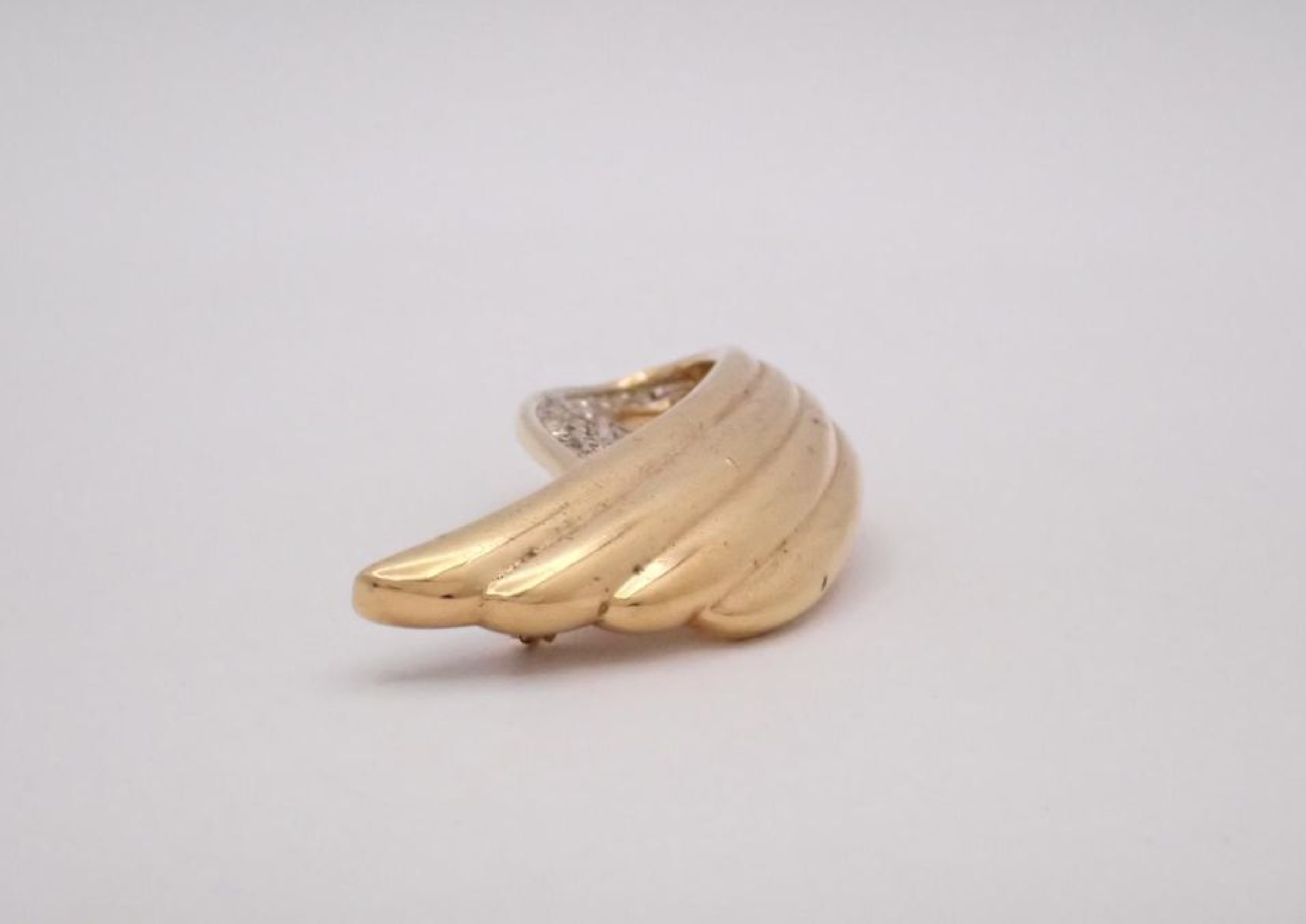 Gold Brooch — view 3