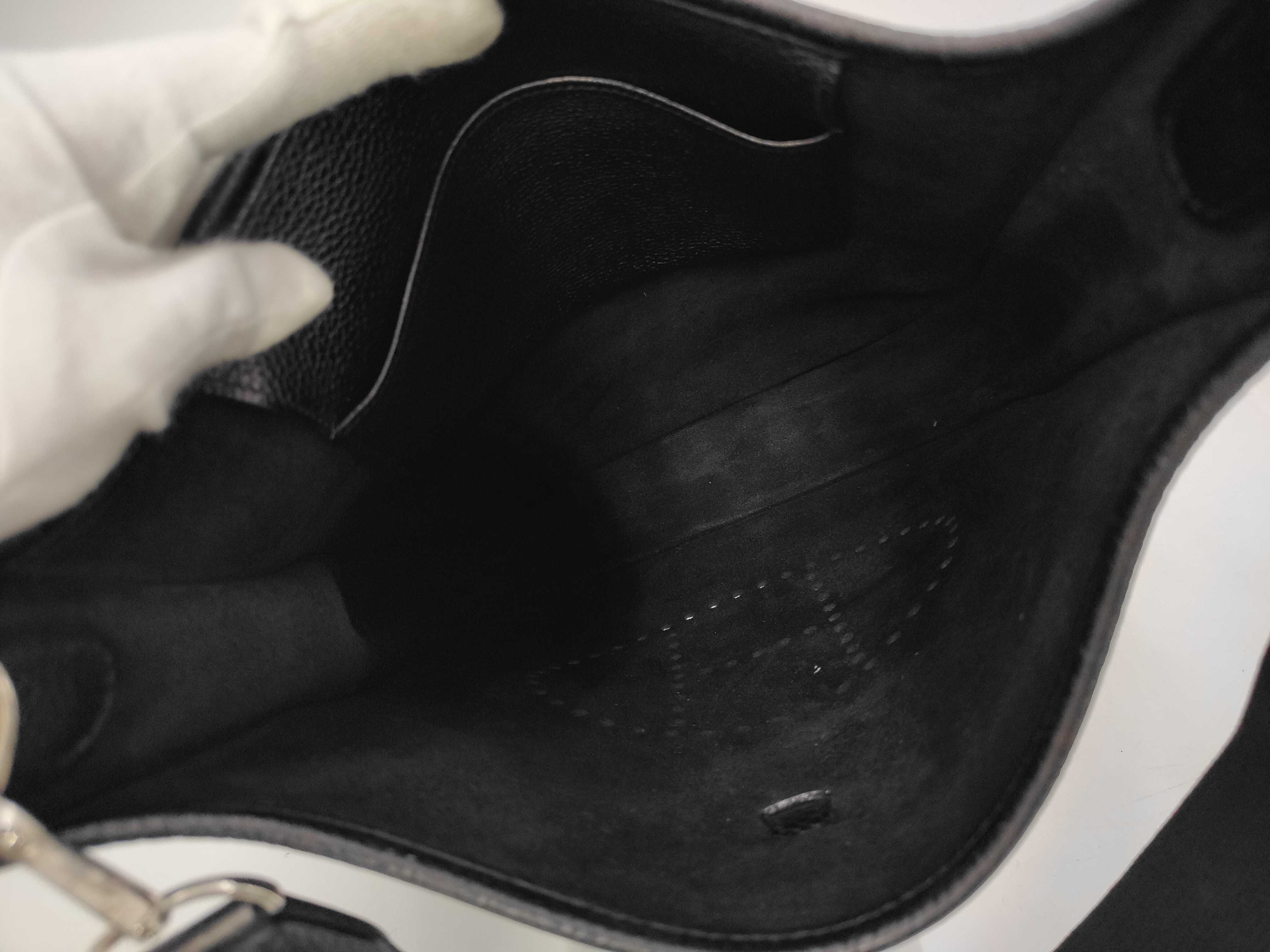 Evelyne Shoulder Bag — view 8
