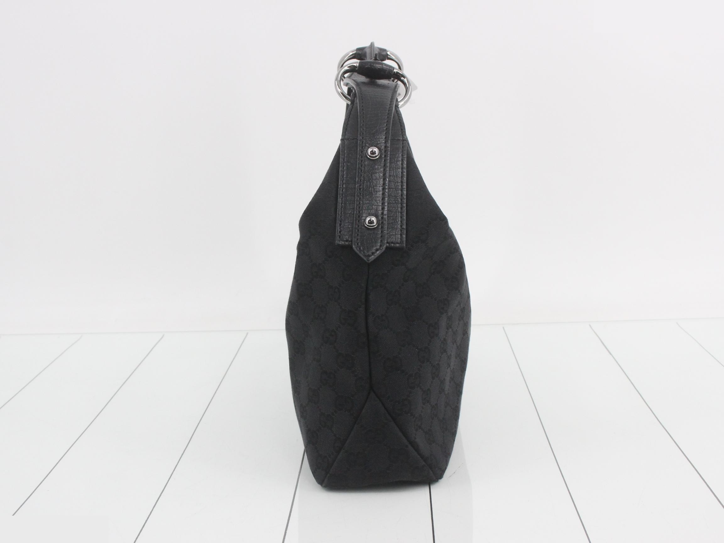 GG Canvas Horsebit Shoulder Bag — view 4