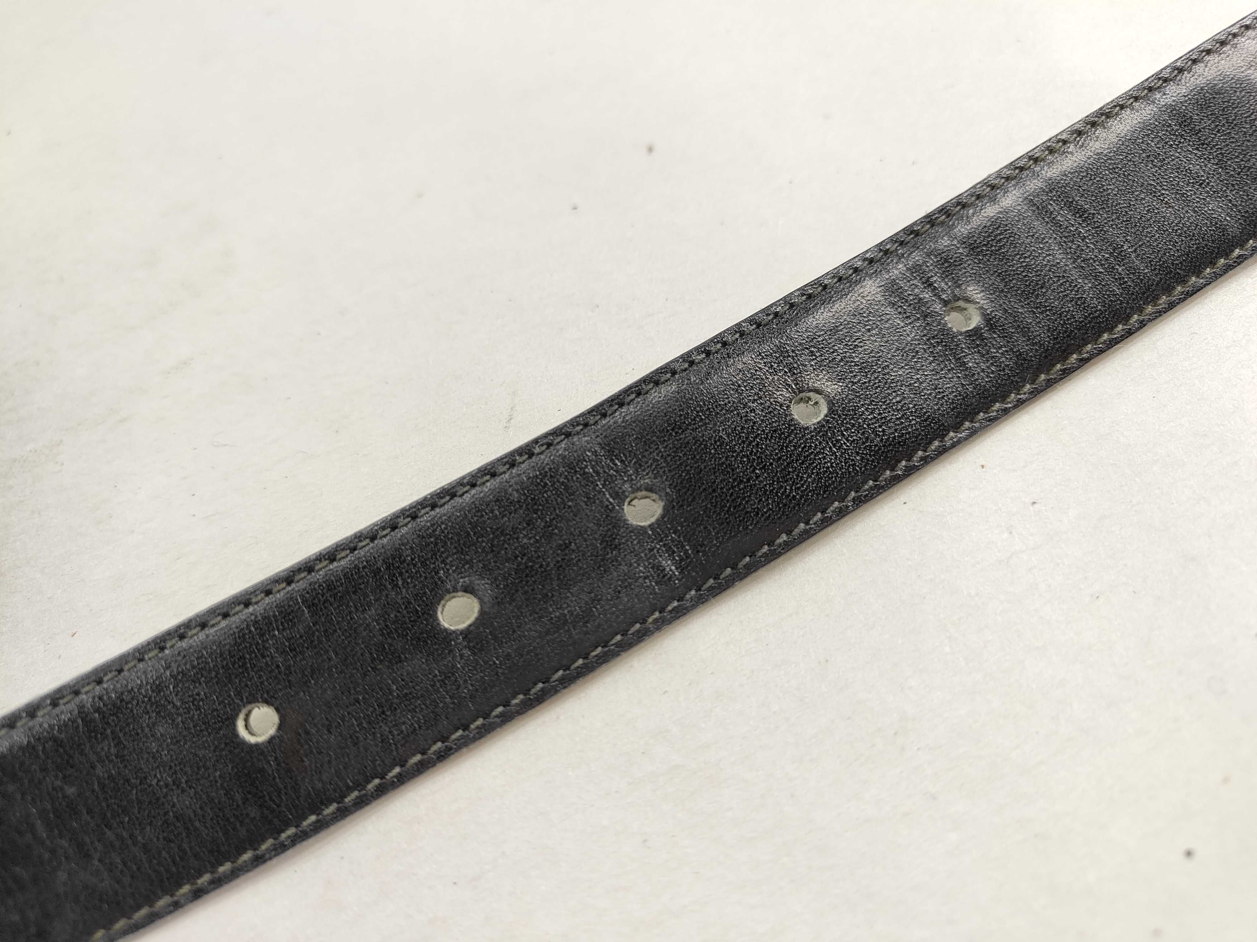 leather belt with carriage hardware. — view 7
