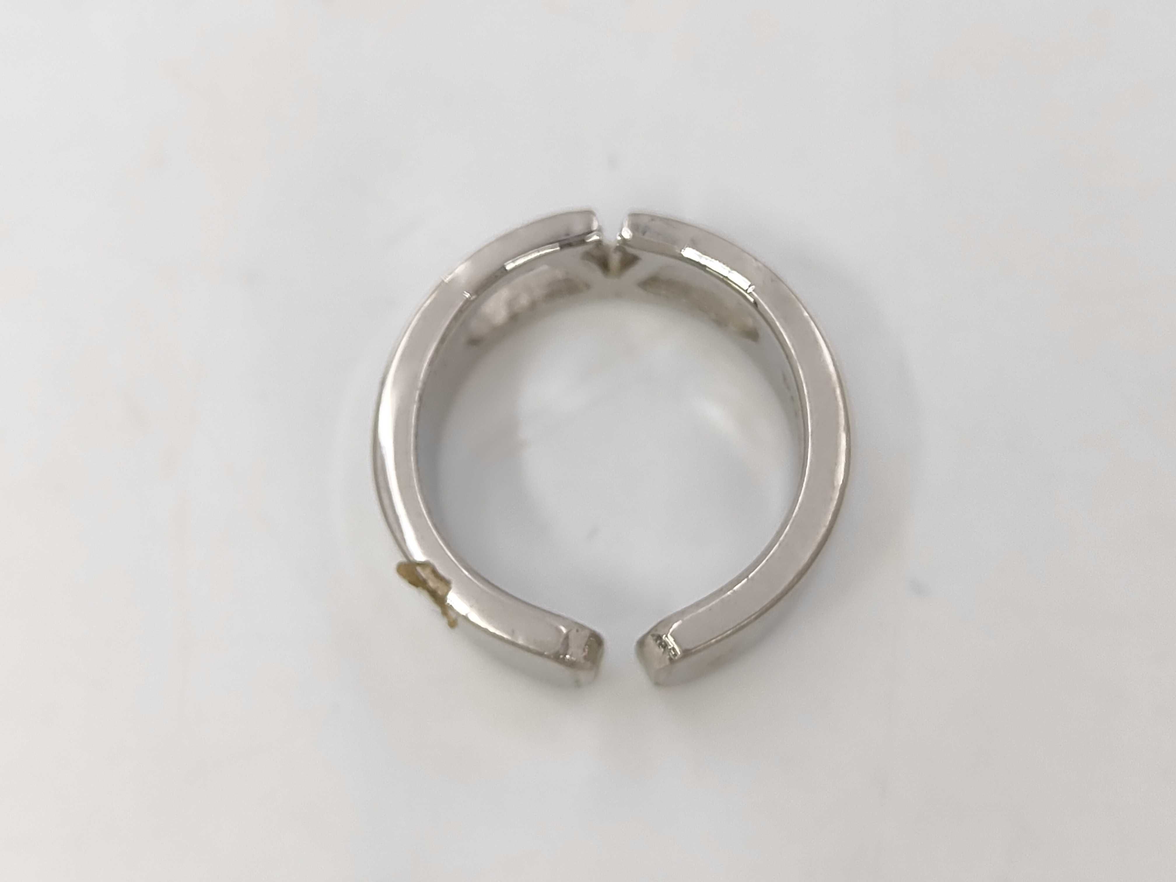 Ring — view 3