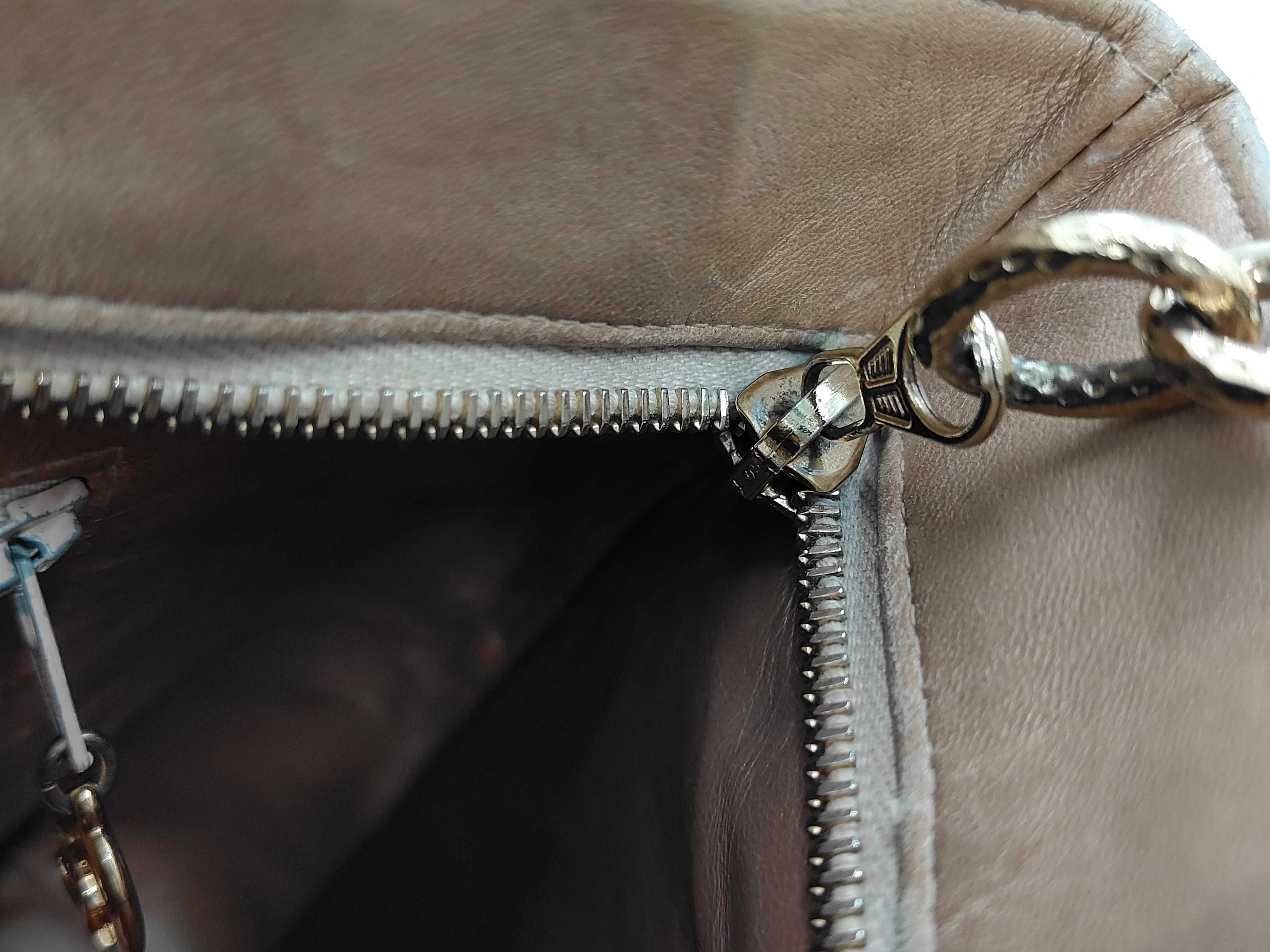 Reissue Tote Bag Charm (Serial Number 7) Card Sticker Tote Bag — view 11