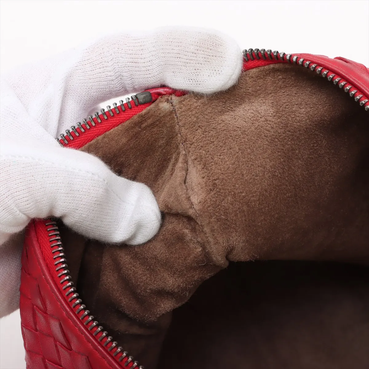 Intrecciato Leather Shoulder Bag Red 239988 — view 9