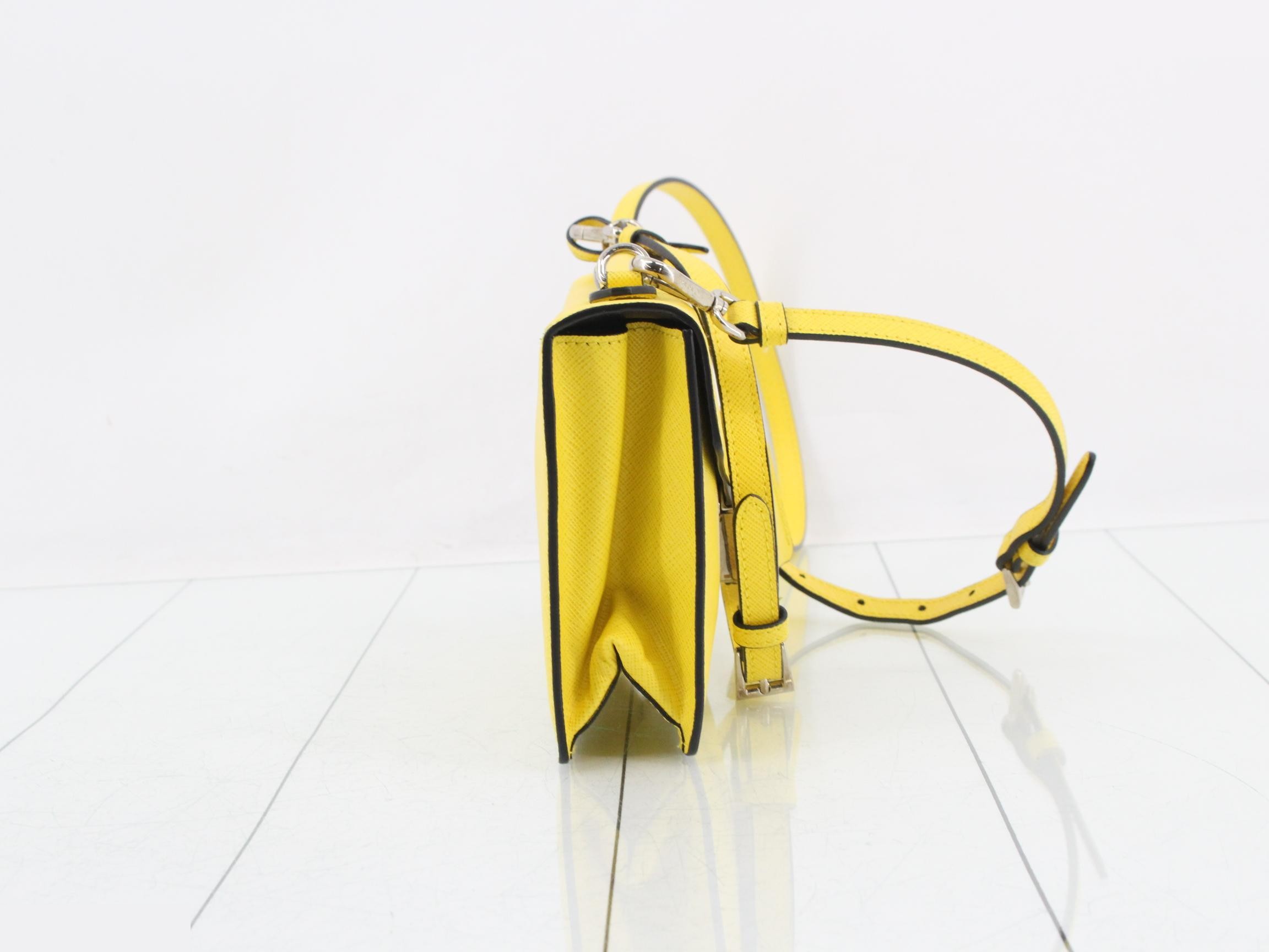 BT0960 Saffiano Padlock Shoulder Bag — view 4