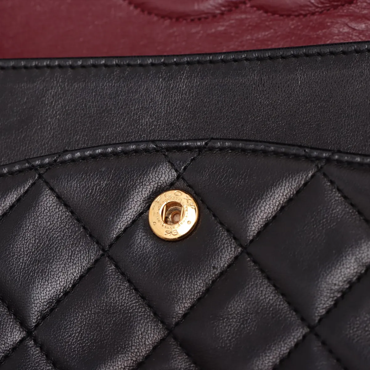 [Individually packaged] Chanel Matelassé 25 Lambskin Double Flap Double Chain Bag, Black with Gold Hardware, 1515285, Series 1, A01112 — view 11