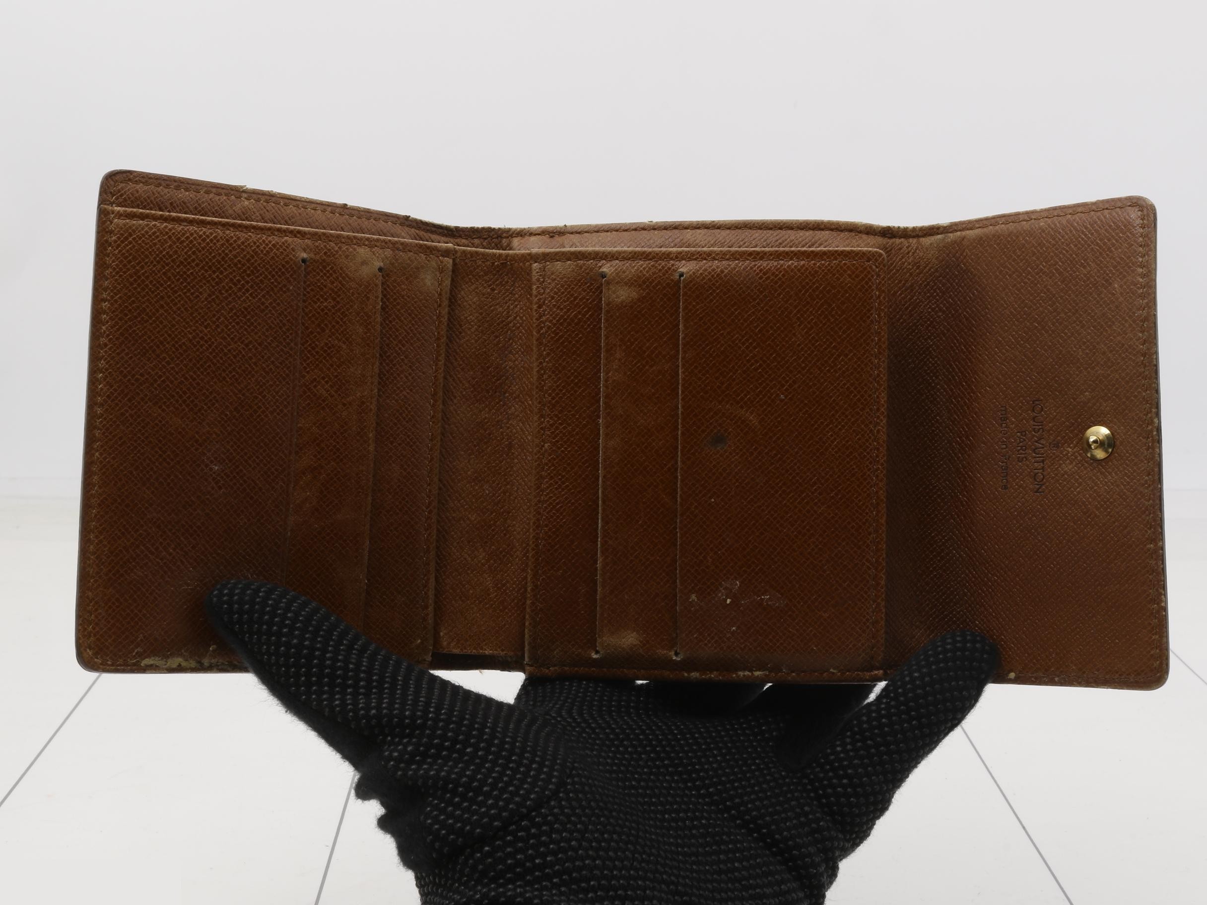 Portemonnaie Bifold Wallet with Double Snap Closure — view 4