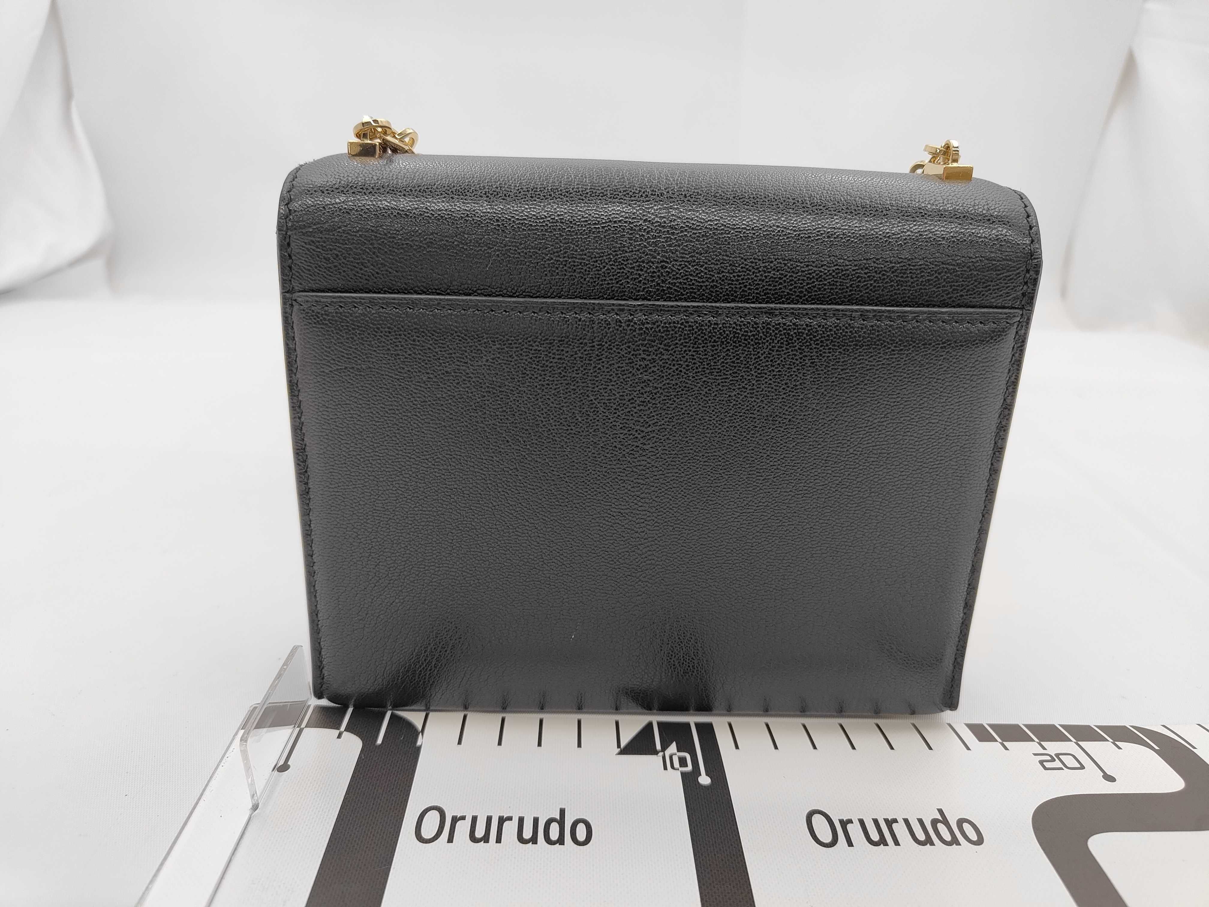 Vero Leather Shoulder Bag with Gold Hardware, D Stamp — view 2