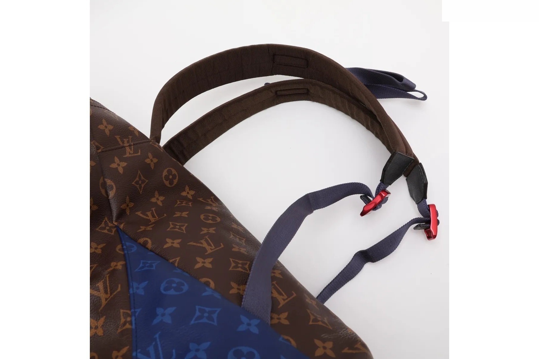 RFID-equipped Monogram Pacific 2018 M43834 Backpack — view 6