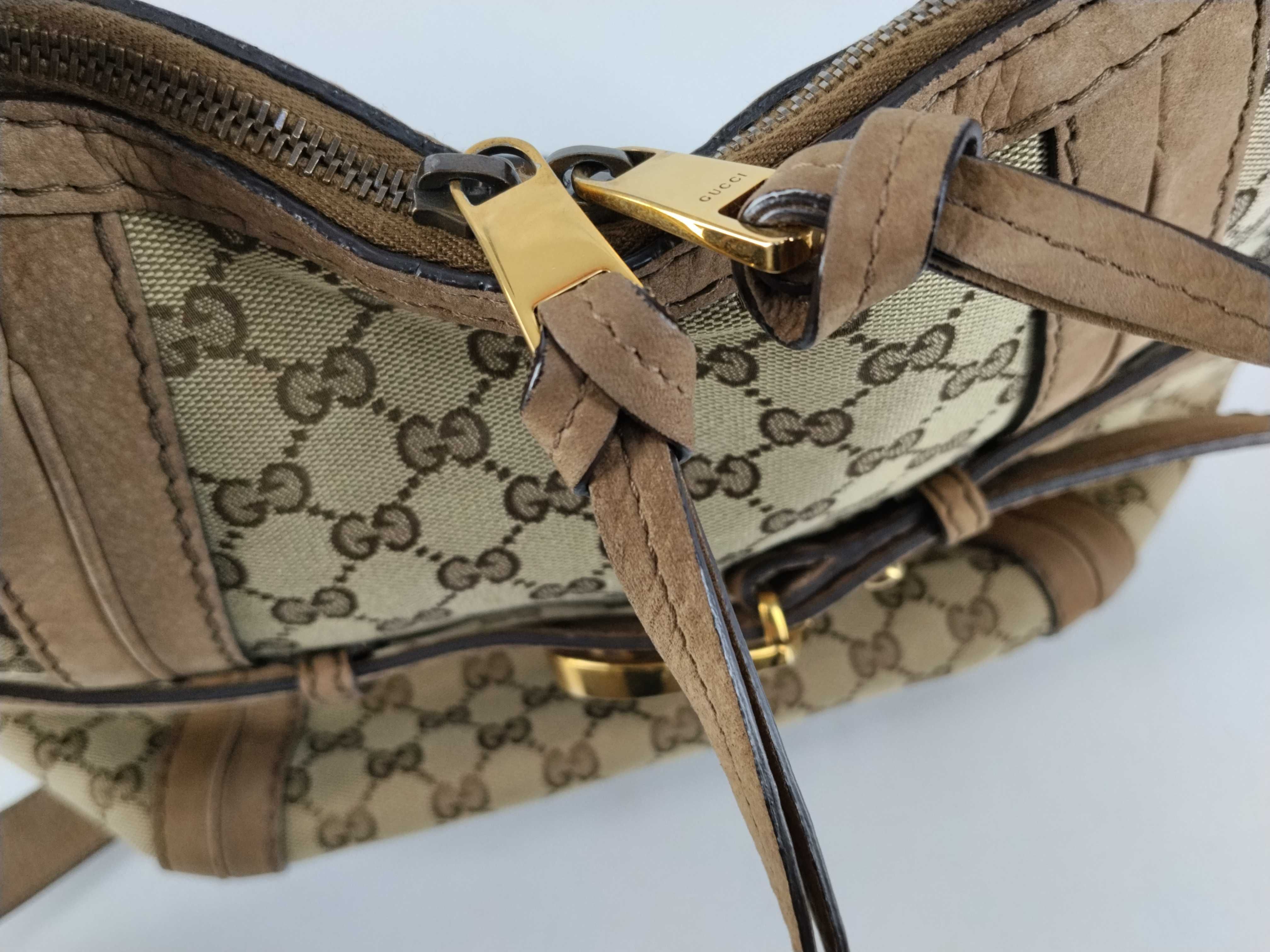 GG Canvas 2-way One-Shoulder Shoulder Bag Marmont Shoulder Bag — view 13