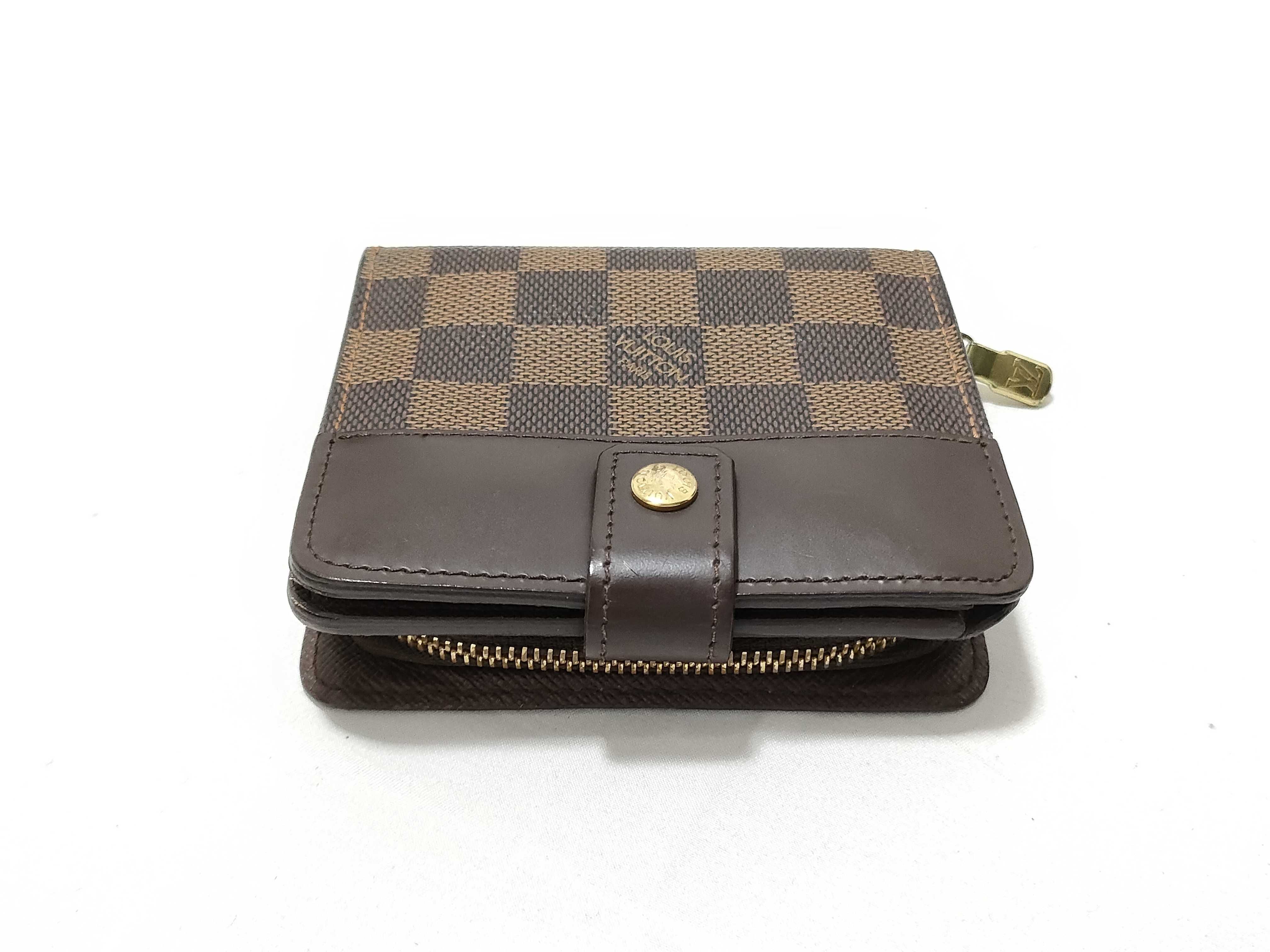 Damier N61668 Compact Zip Wallet (with slight warping) — view 6