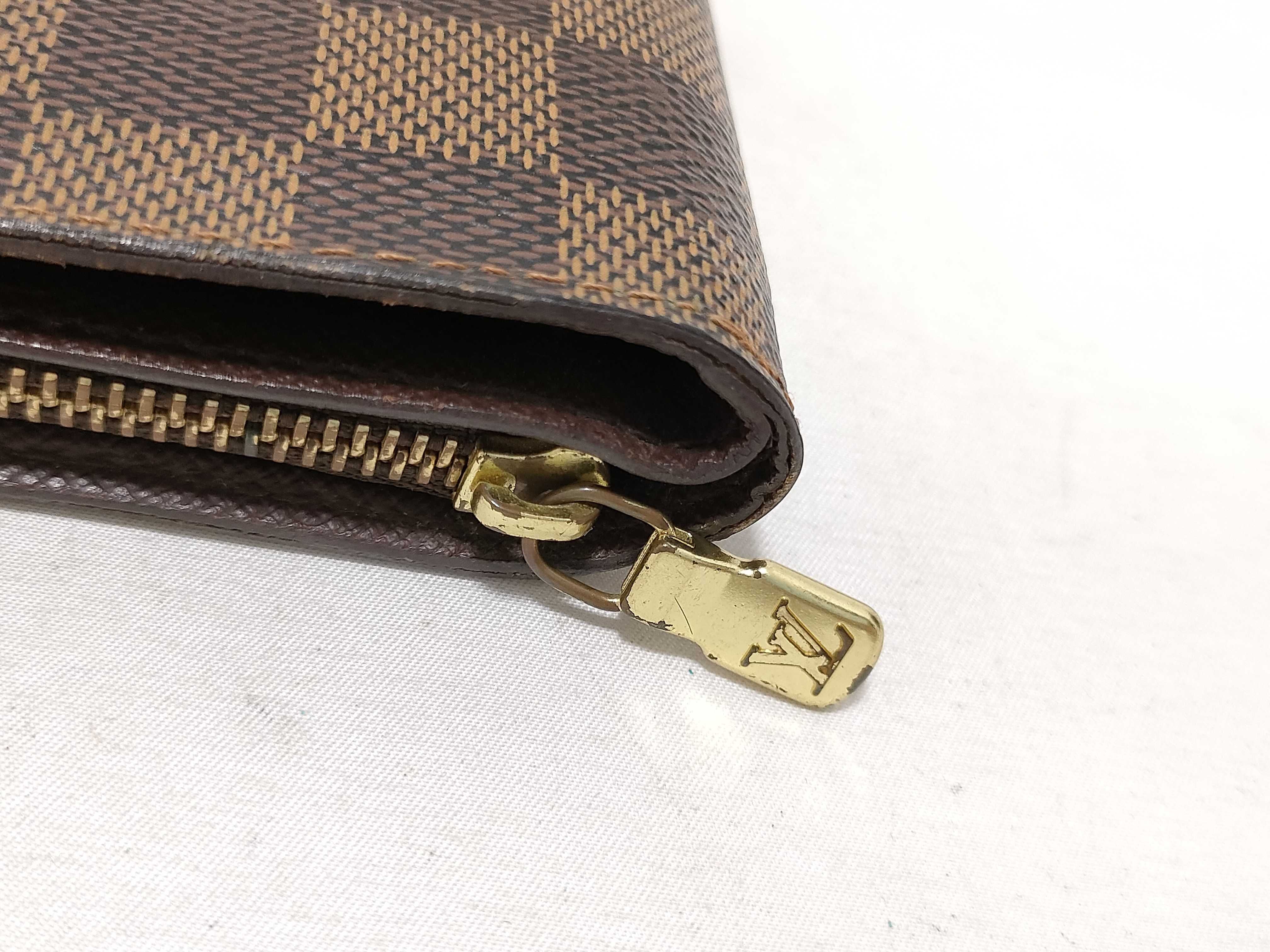 Damier N61668 Compact Zip Wallet (with slight warping) — view 8