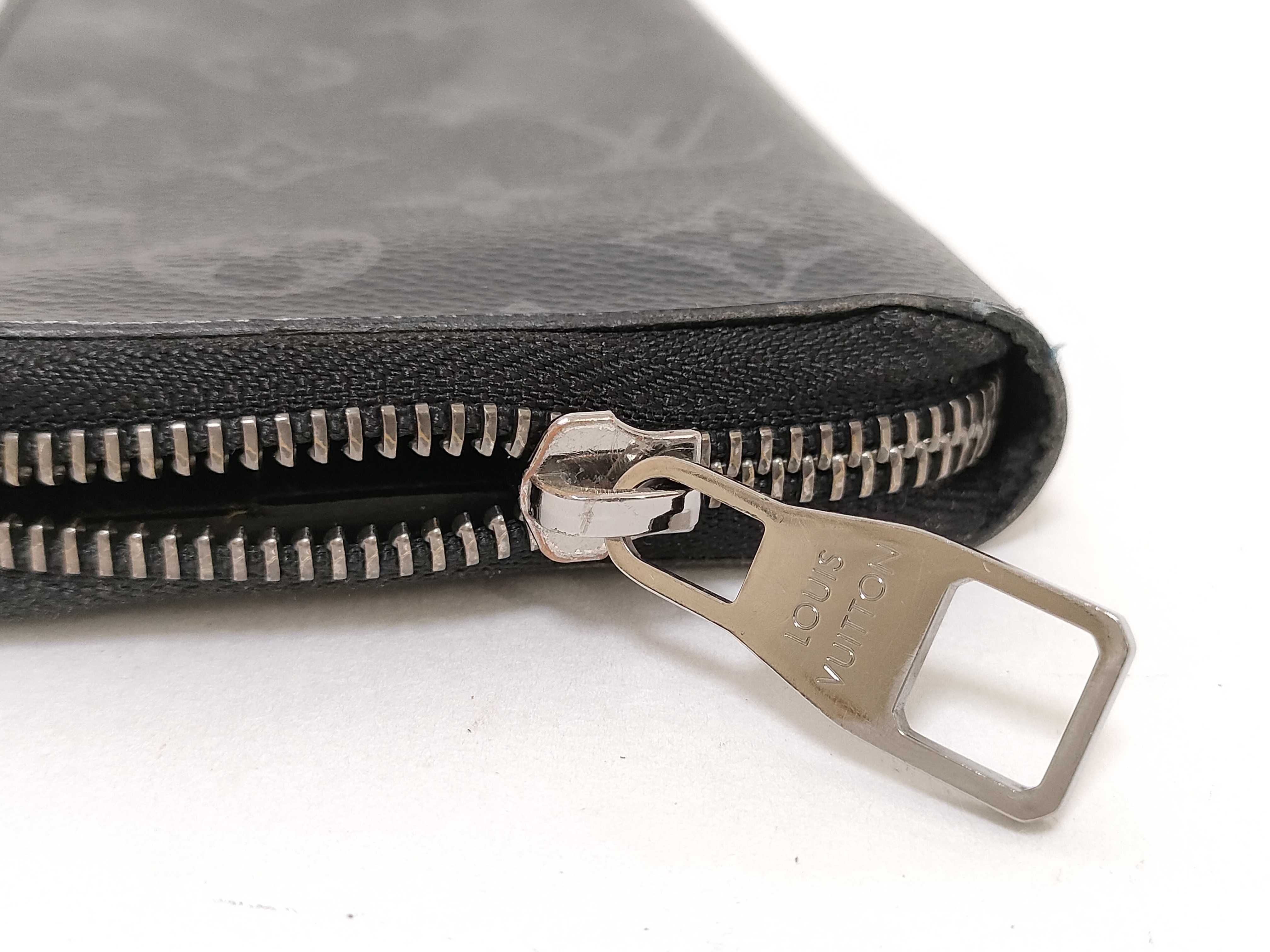 Vertical Monogram Eclipse M62295 GI1178 Wallet — view 15