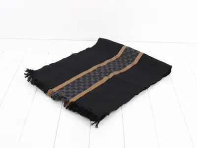 Tags and box included. Gucci GG scarf.