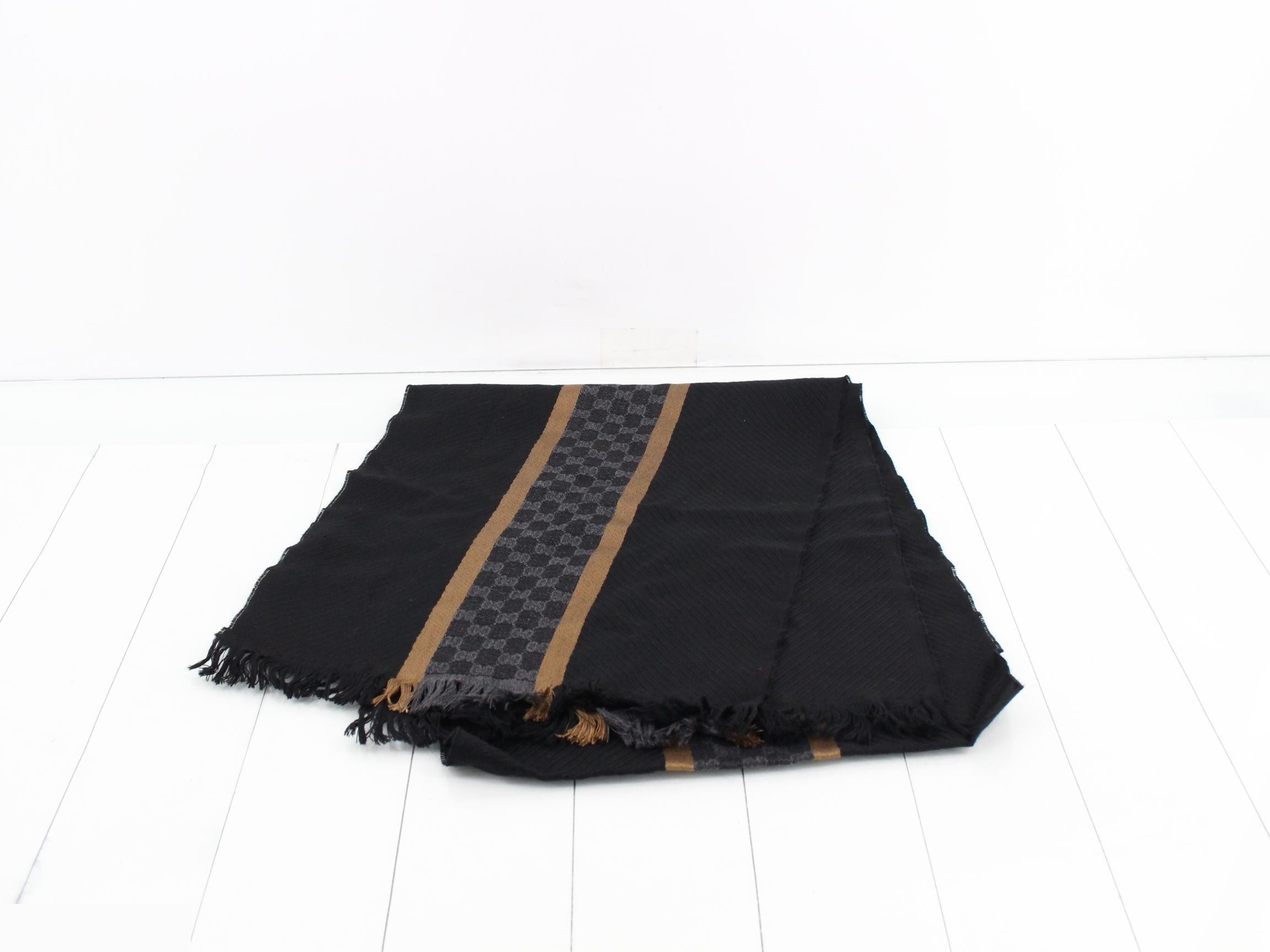 Tags and box included. Gucci GG scarf. — view 2