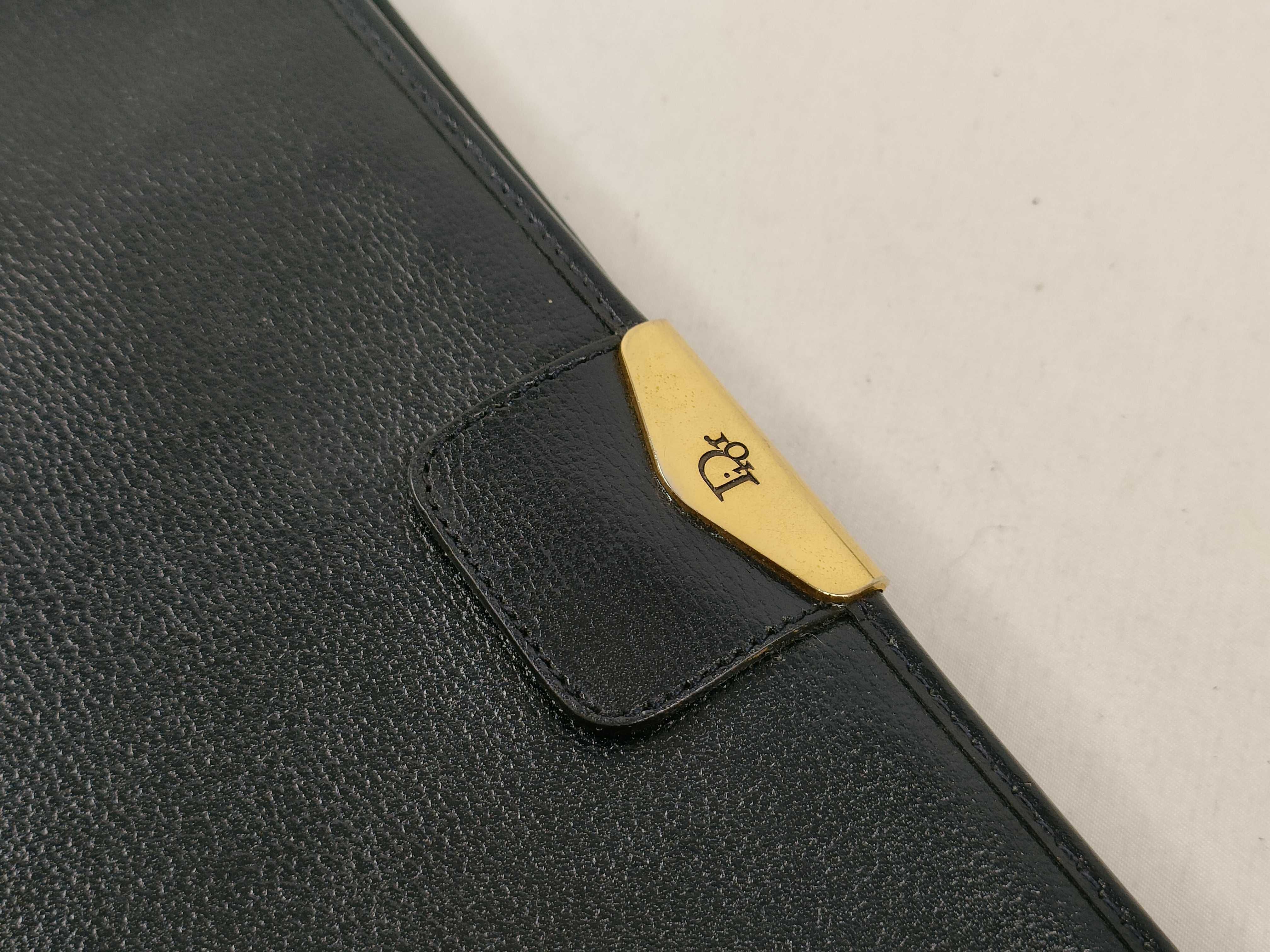 Chain Shoulder Bag Leather — view 14
