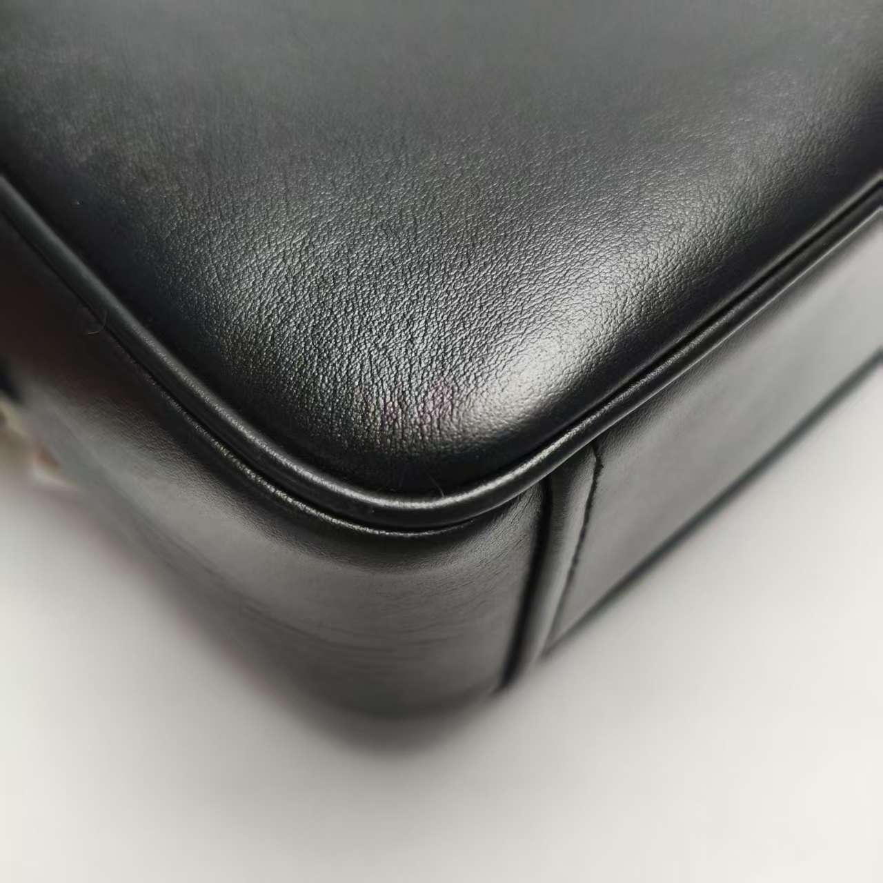 【*Shipped from: China*】PRADA Leather Shoulder Bag — view 10