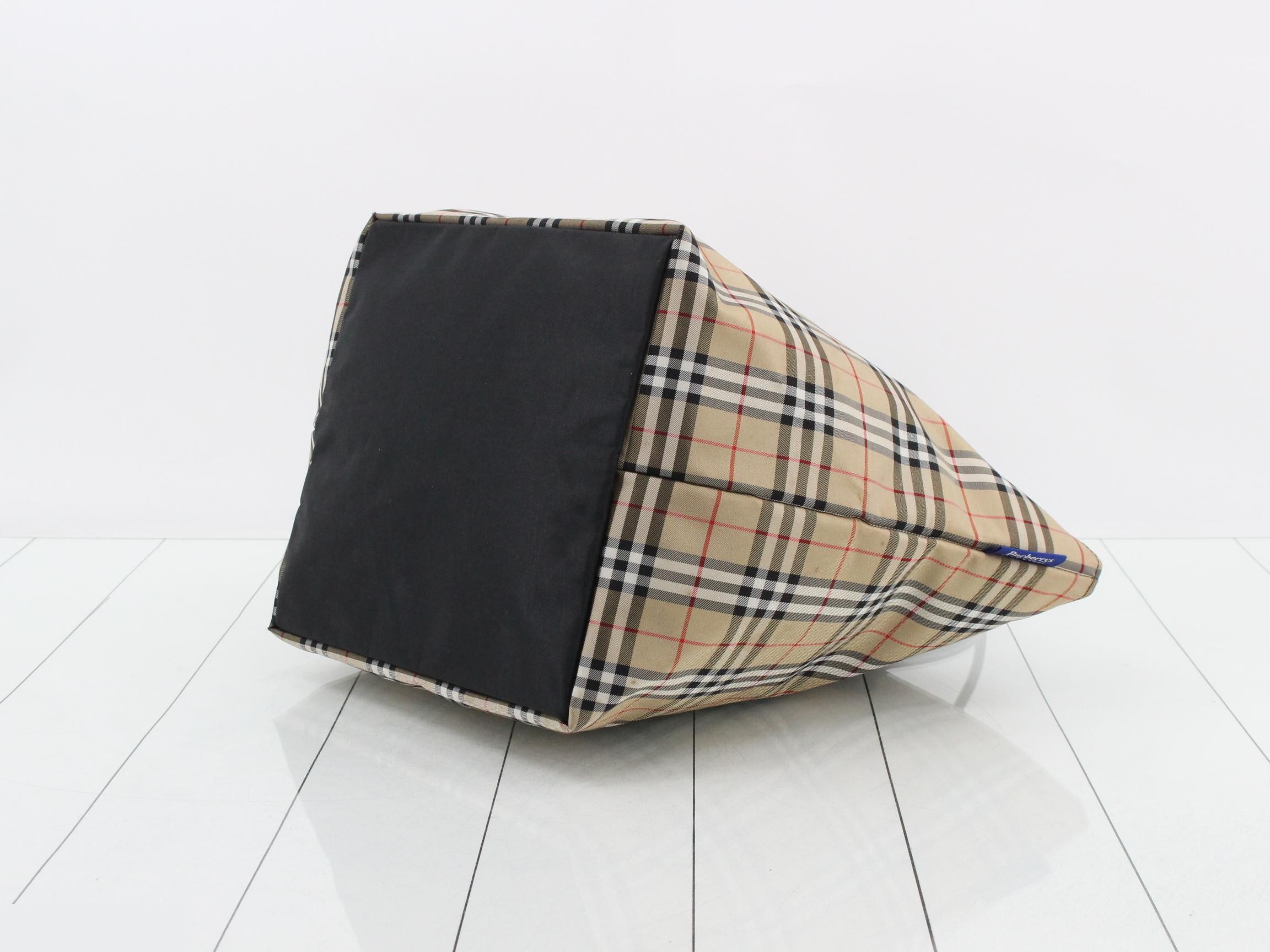 Blue Label Tote Bag (Checkered) — view 6