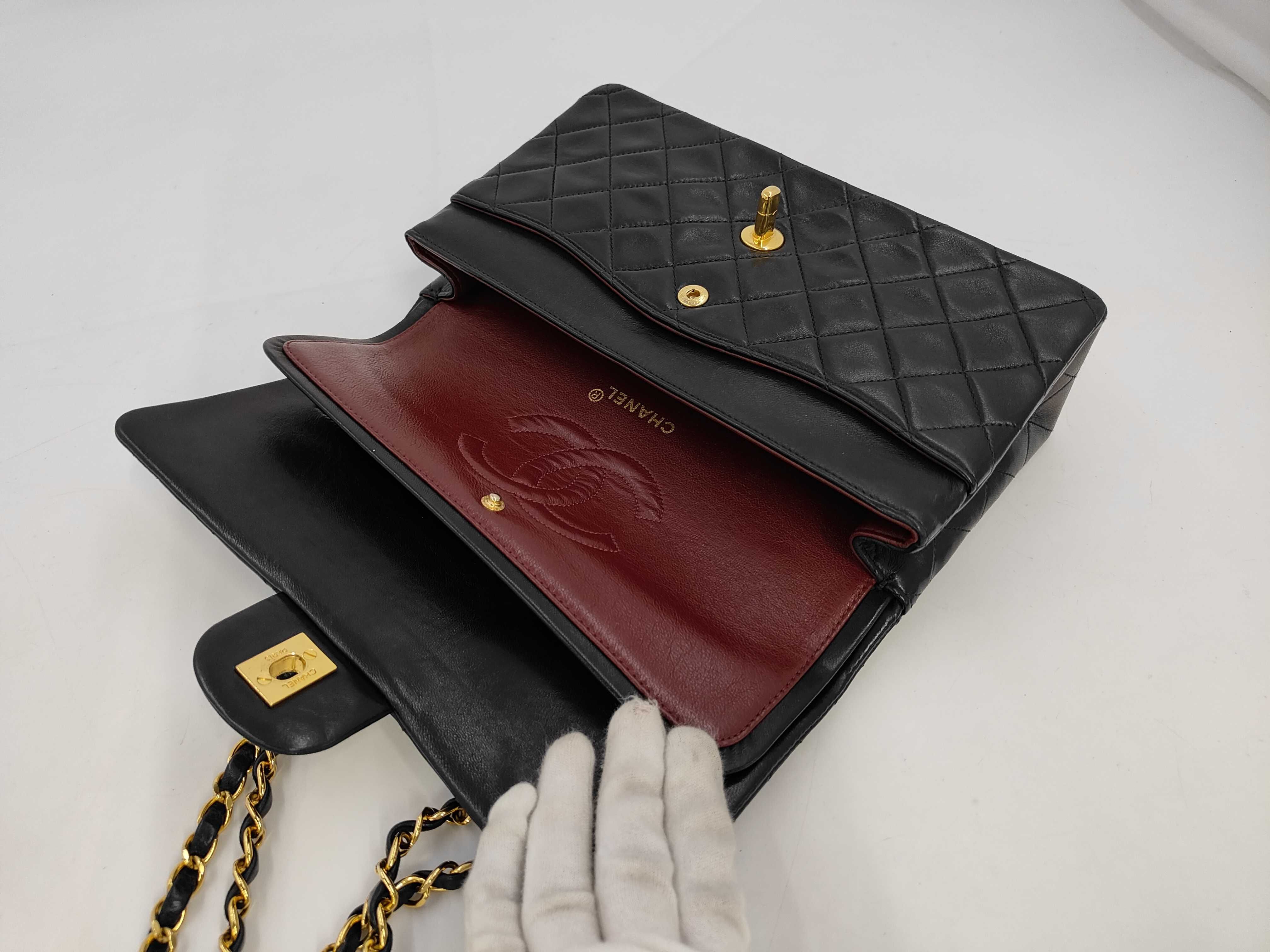 Matelassé 25 Lambskin Double Flap Double Chain Shoulder Bag — view 9