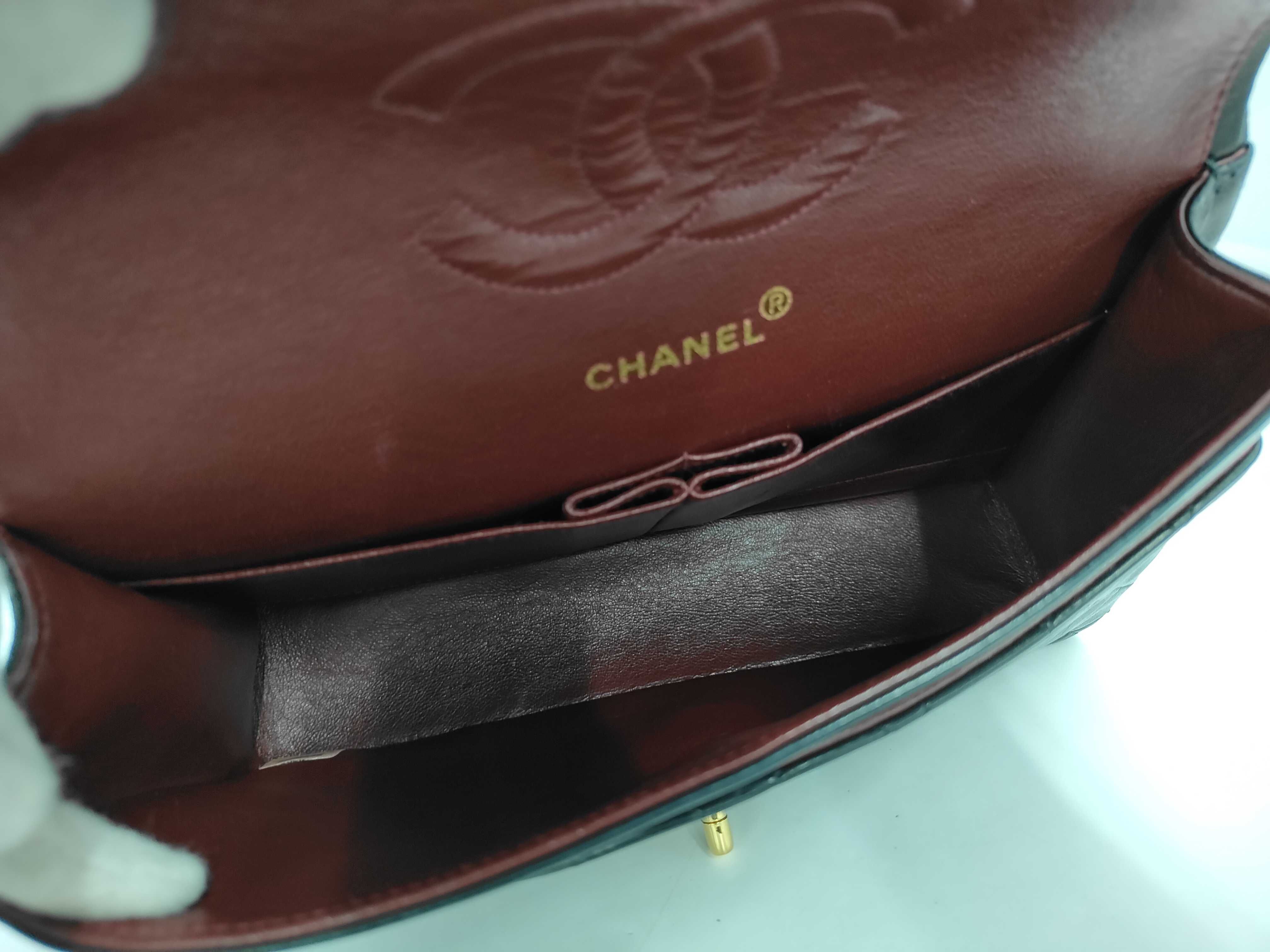 Matelassé 25 Lambskin Double Flap Double Chain Shoulder Bag — view 10