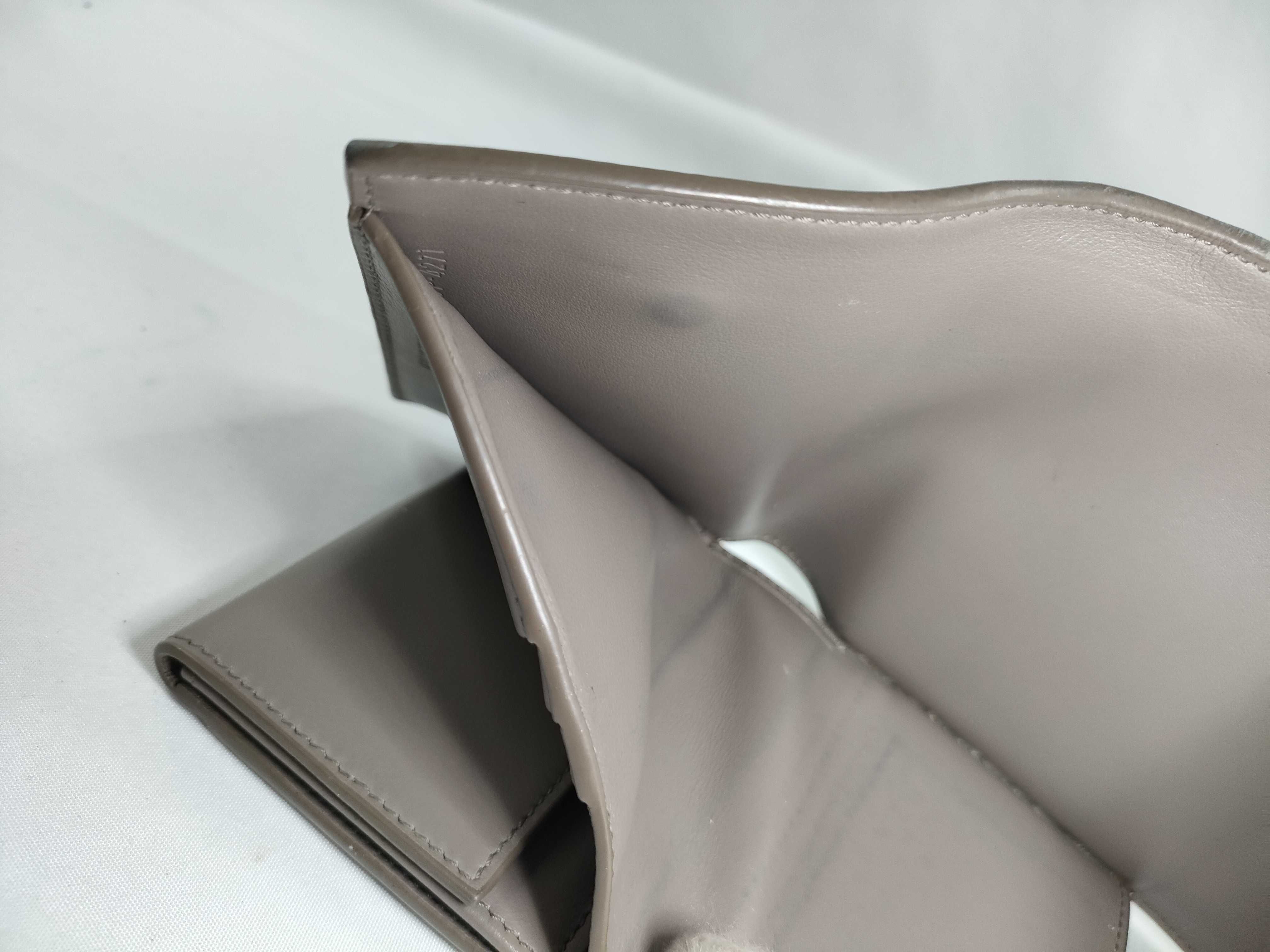 wallet — view 11