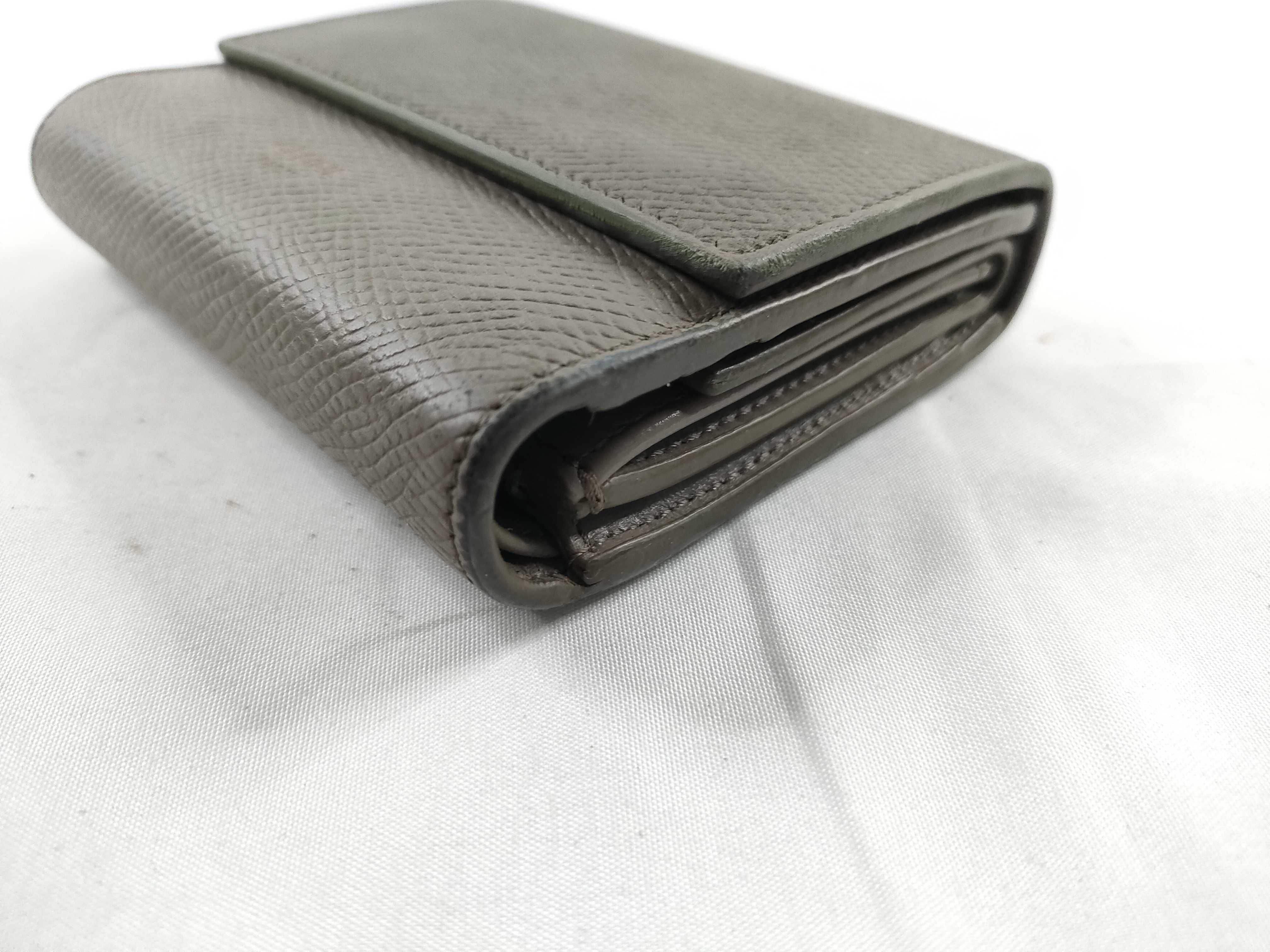 wallet — view 3