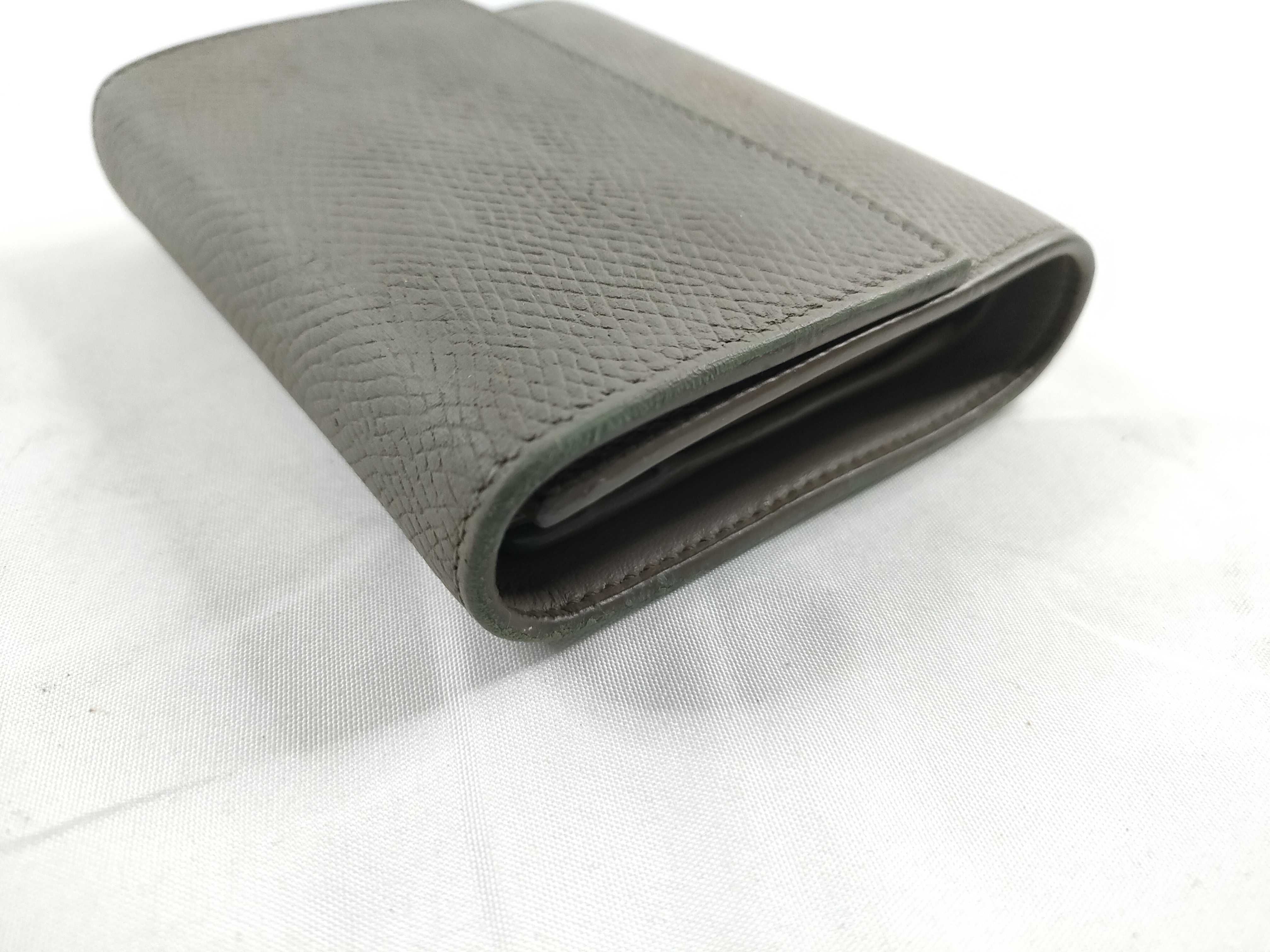wallet — view 4