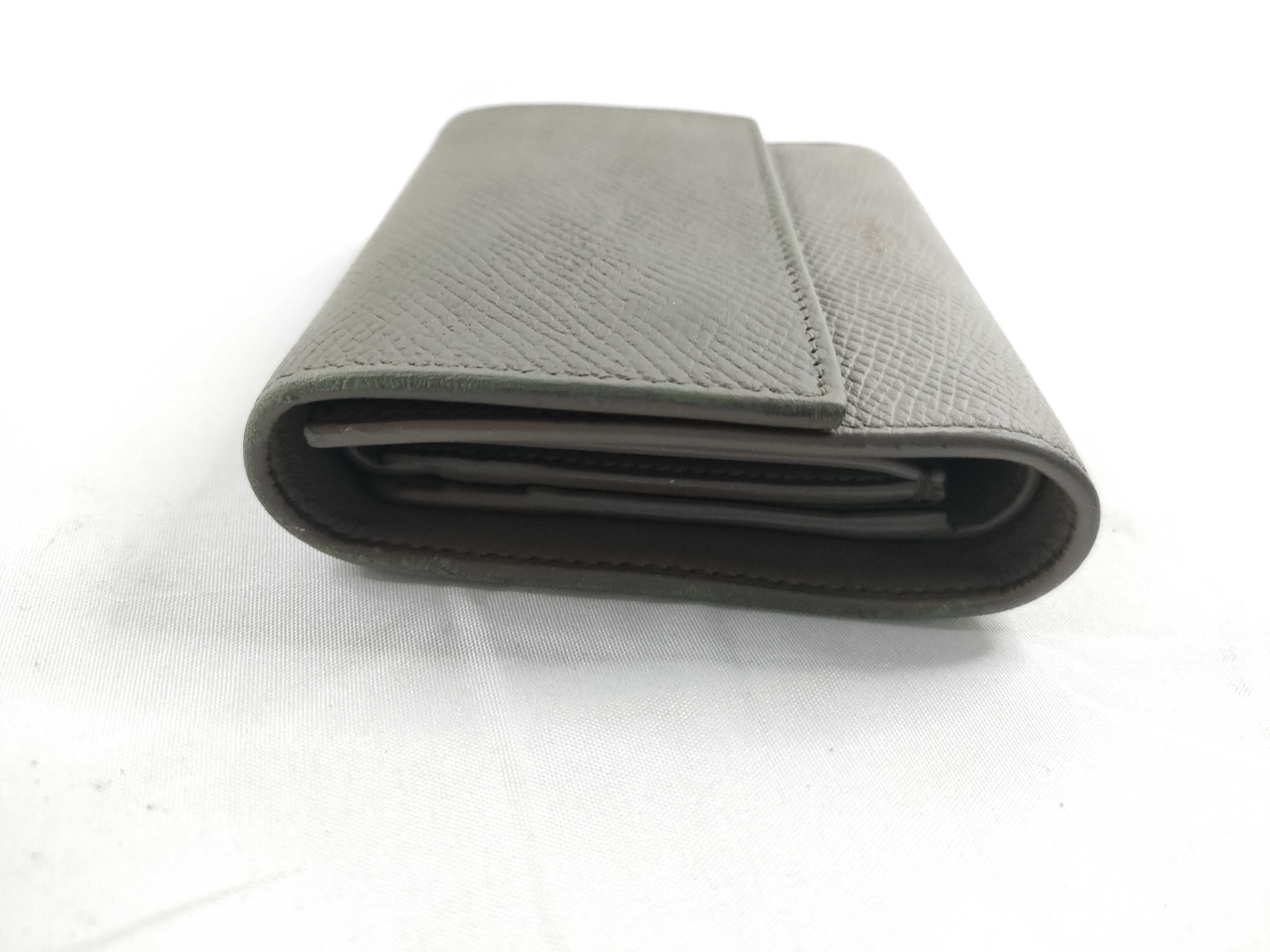 wallet — view 5