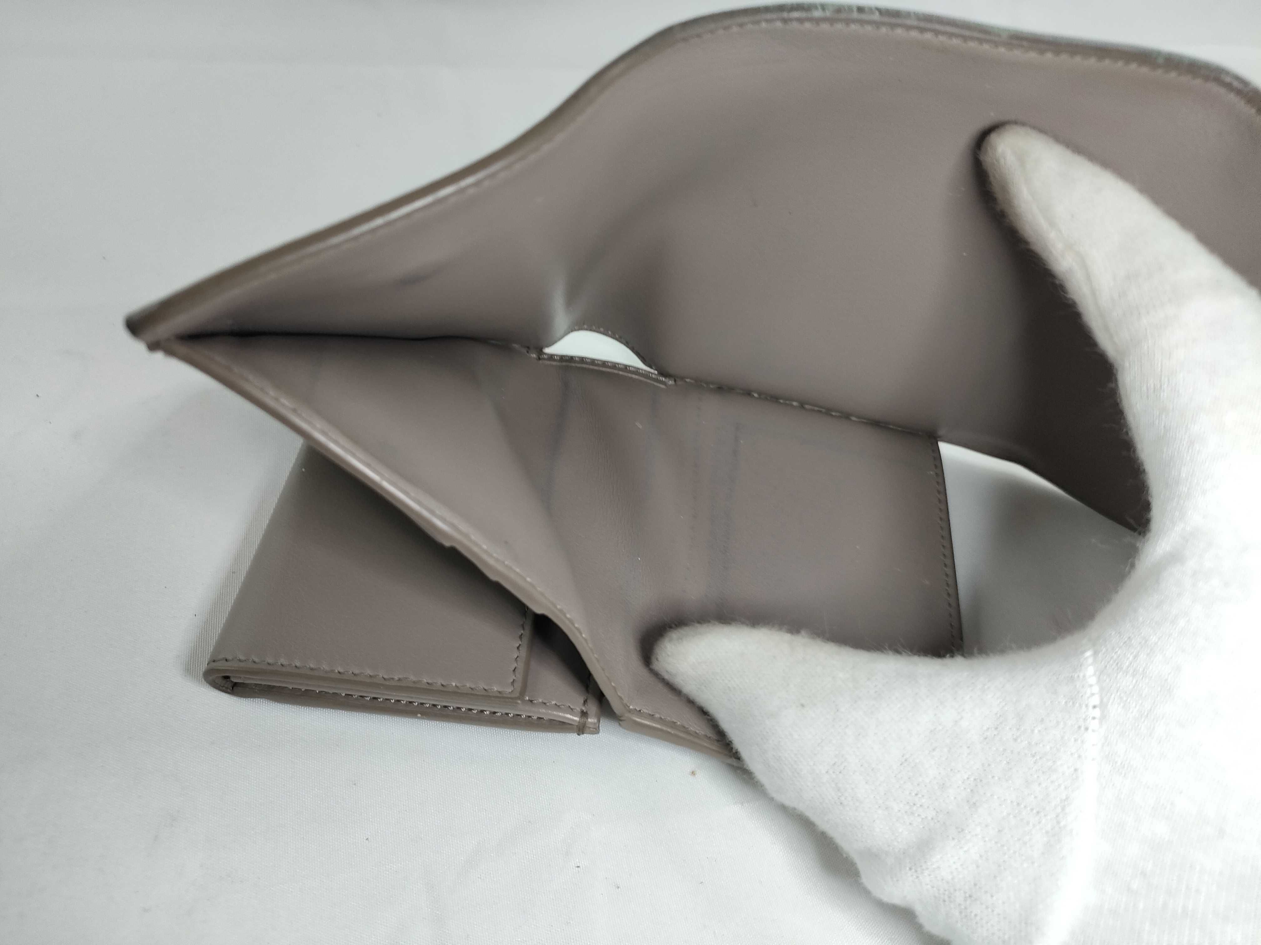wallet — view 10