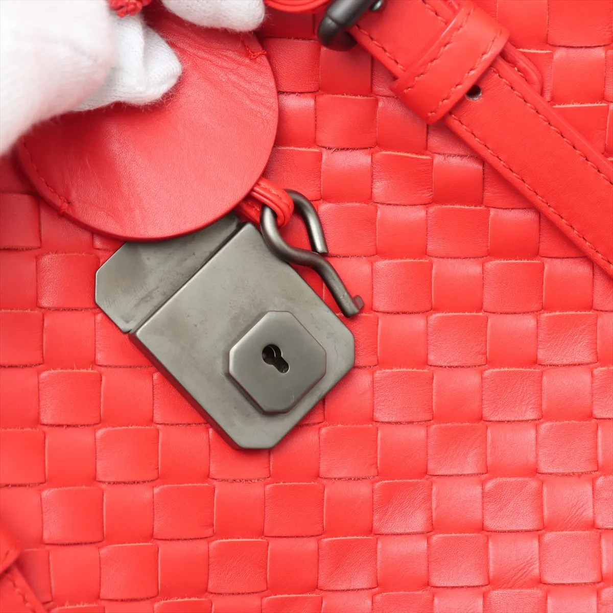 Intrecciato Roma Leather 2WAY Handbag Red — view 15