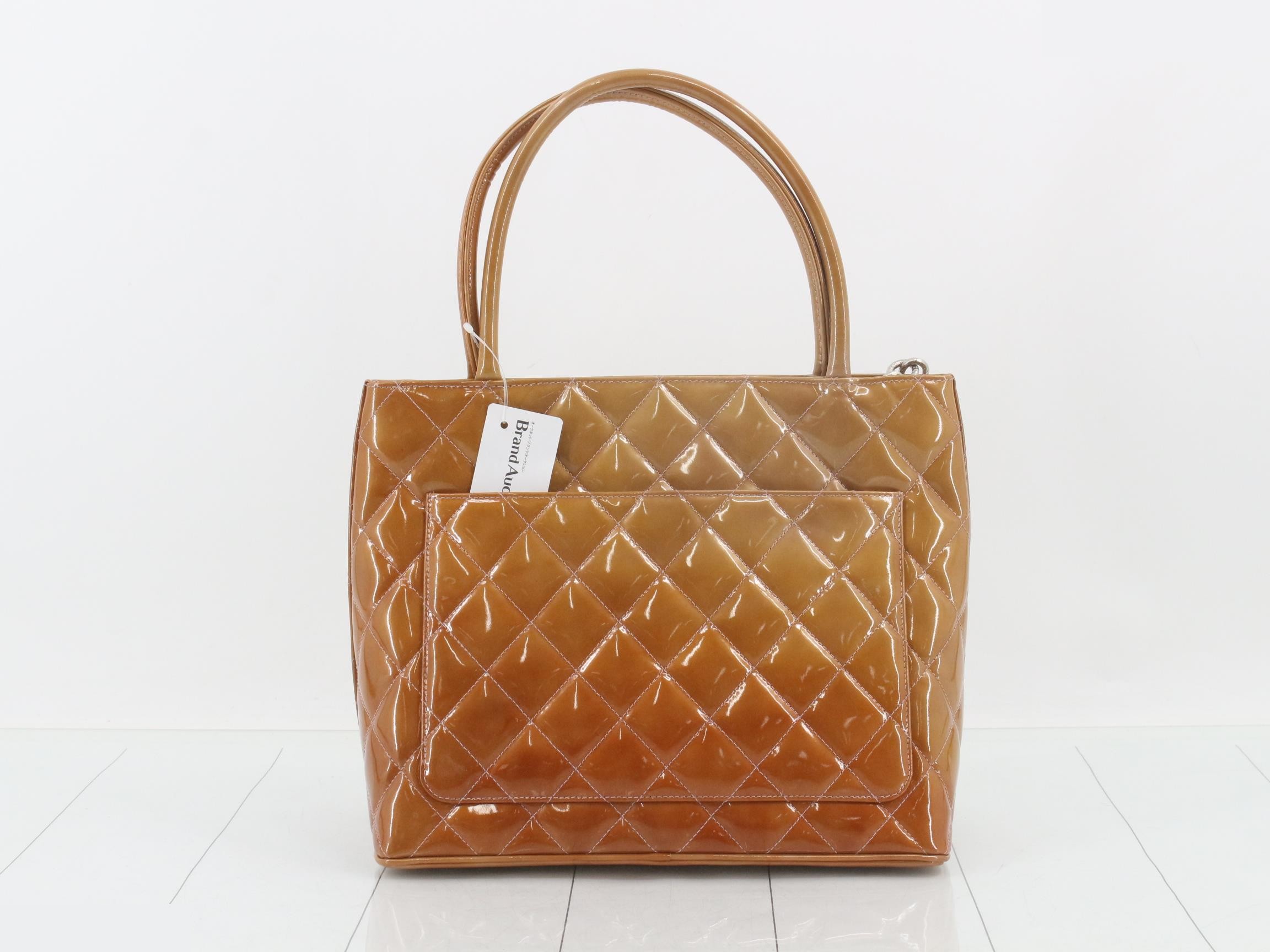 Matelassé Tote Bag (Reissue Tote) — view 2