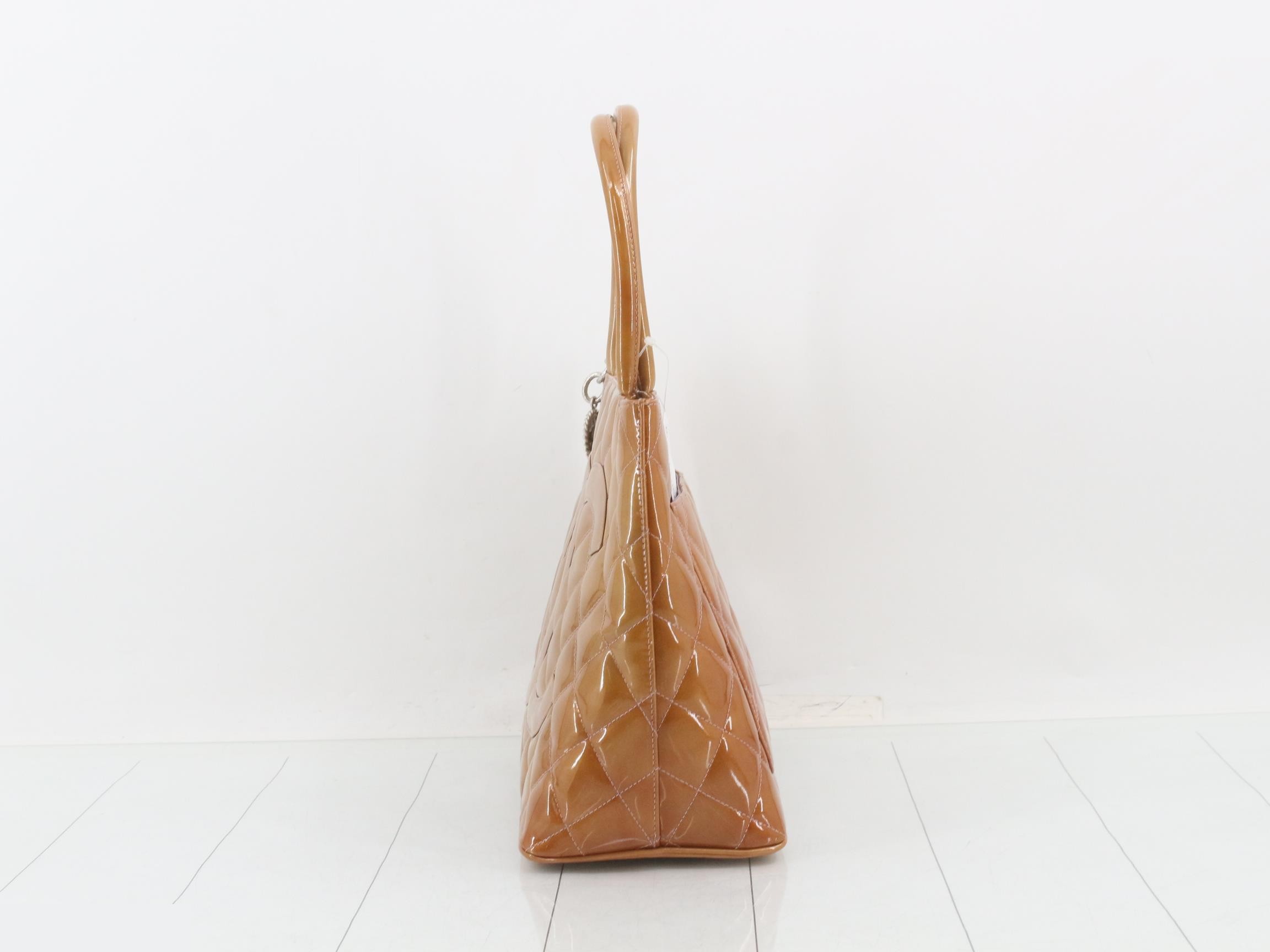 Matelassé Tote Bag (Reissue Tote) — view 3