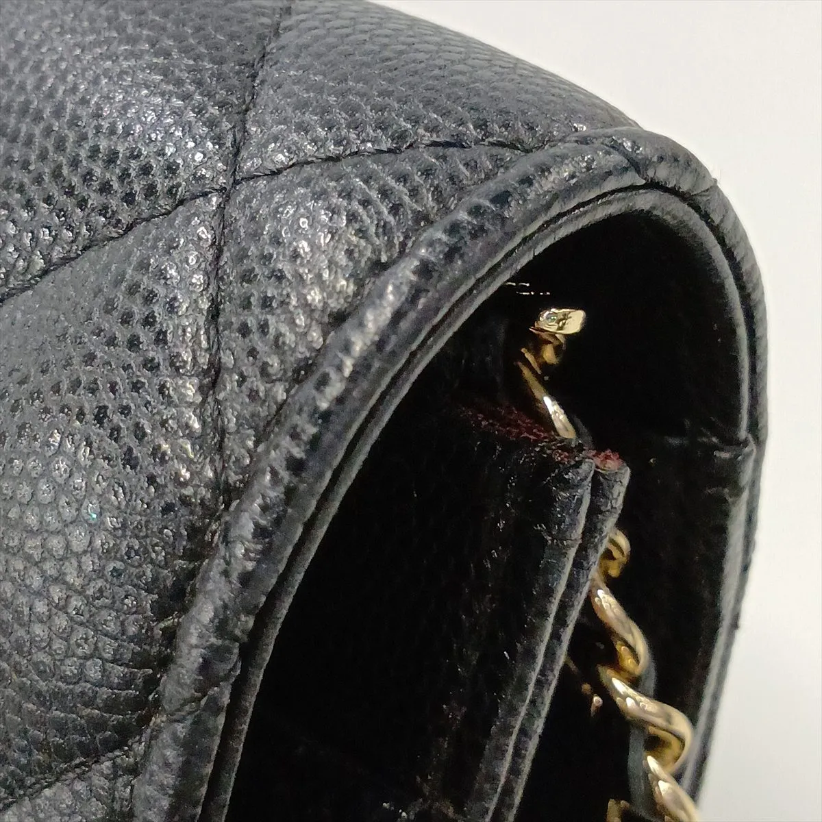 Matelassé Caviar Skin Chain Wallet, Black with Gold Hardware, 29138050, Serial Number 29 — view 14