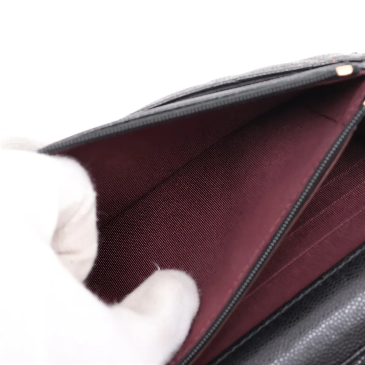 Matelassé Caviar Skin Chain Wallet, Black with Gold Hardware, 29138050, Serial Number 29 — view 8